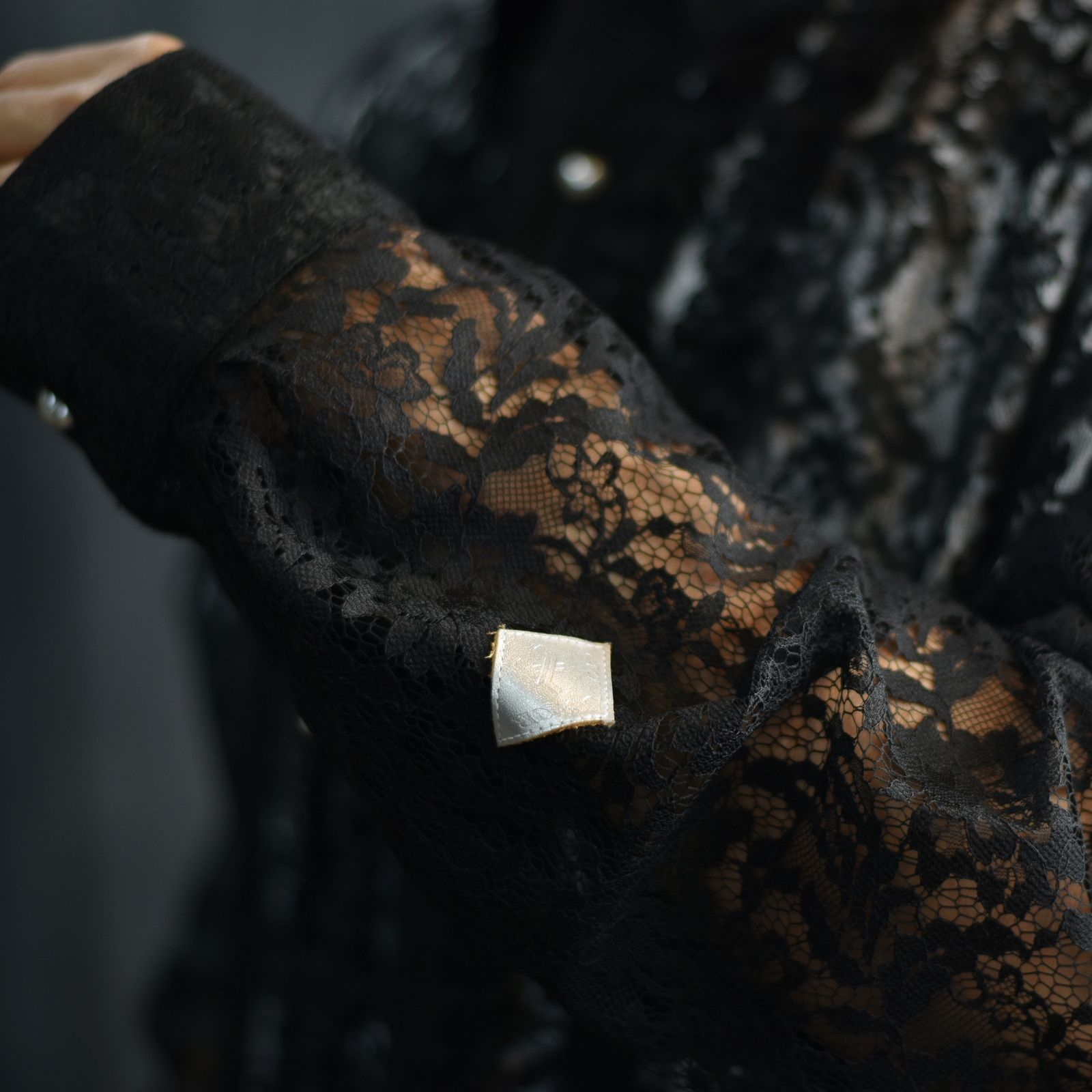 FLOWER LACE FRILL SHIRT (BK) / フラワーレース フリルシャツ
