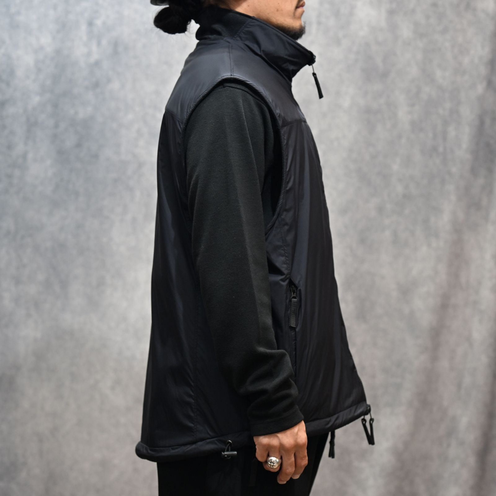 REVERSIBLE VEST （BLACK）｜リバーシブル ベスト｜9252-VE01-003