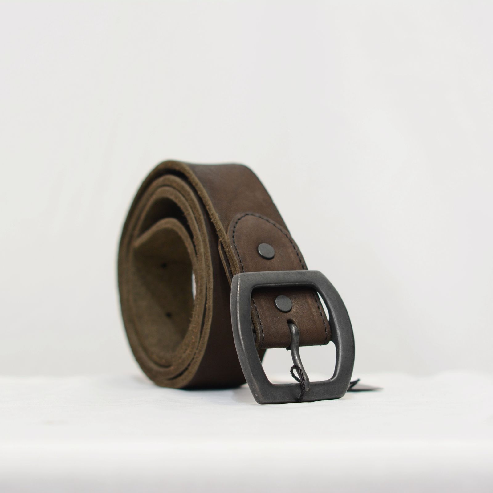 ダブルショルダーレザー 製品染めベルト （KHAKI）