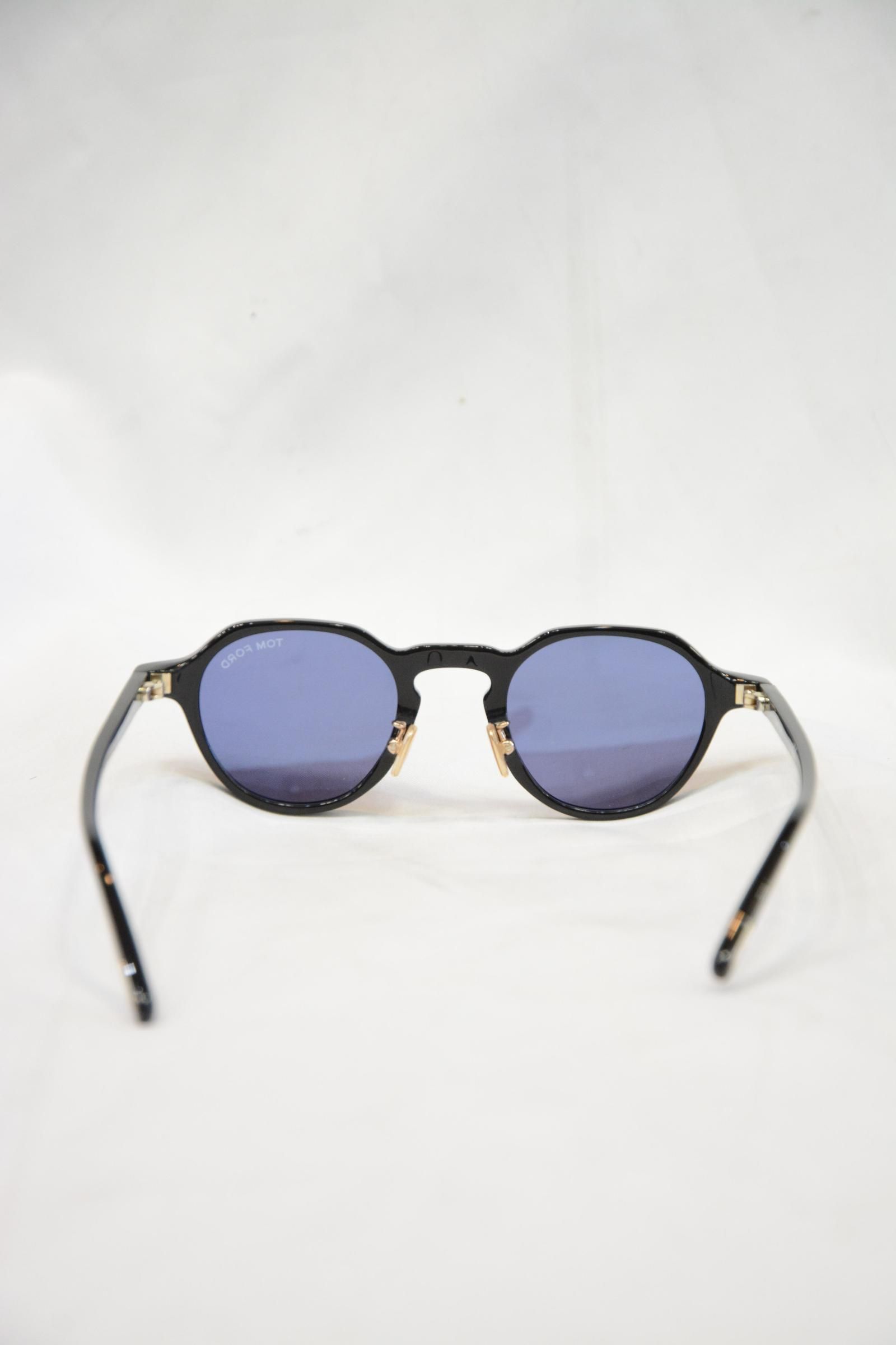 TOM FORD EYEWEAR - FT0877-01V | chord online store