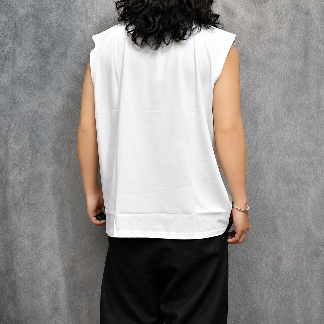 R9 RTWLA NOSLEEVE TEE （WHITE）｜ノースリーブ Tシャツ｜RW26S0624