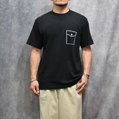 Y1935 FAKE POCKET TEE （BLACK）｜ フェイクポケット プリント Tシャツ （ブラック） 602-261-16