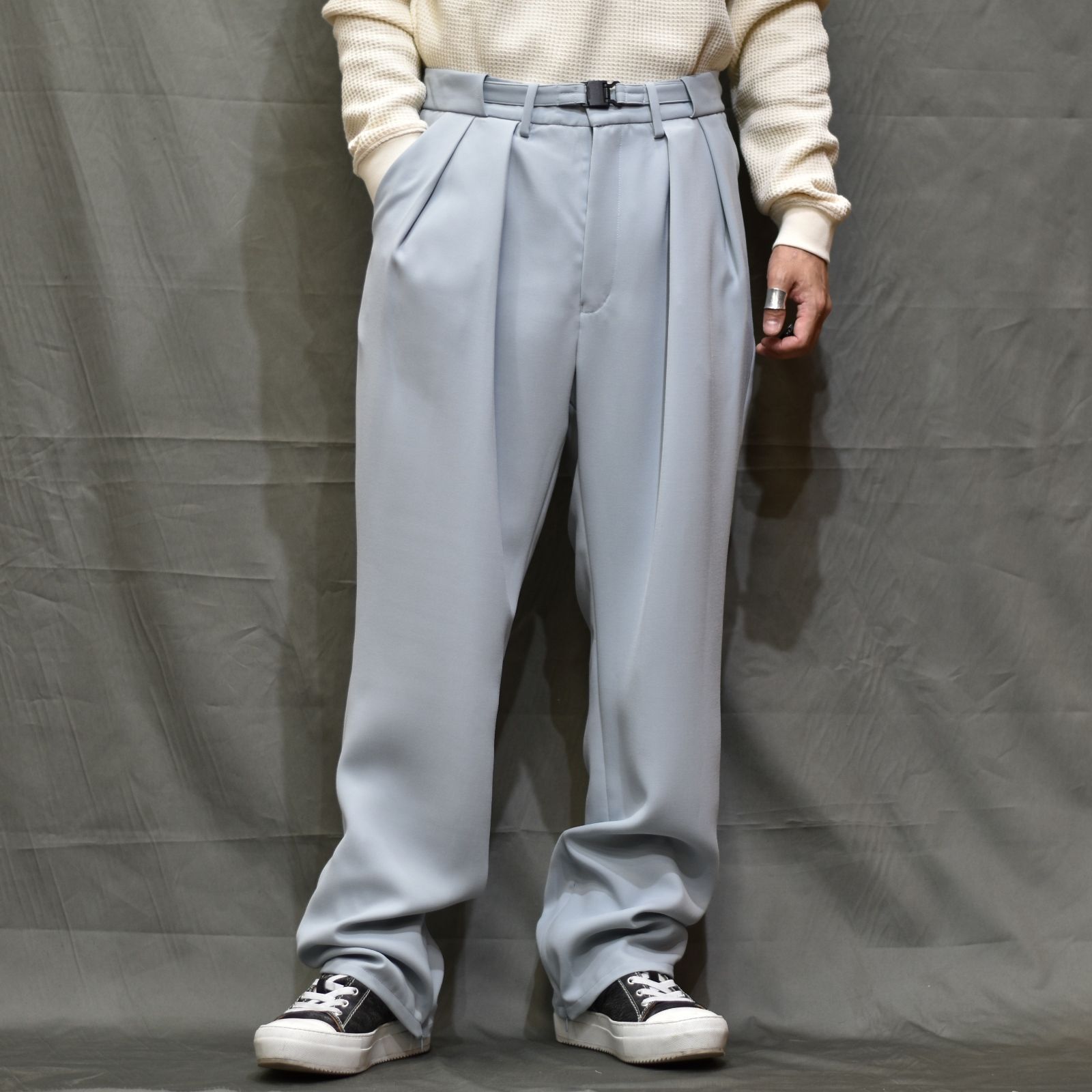 2タックストレート&フレアパンツ / LB22SS-PT01-DT (PALE BLUE)