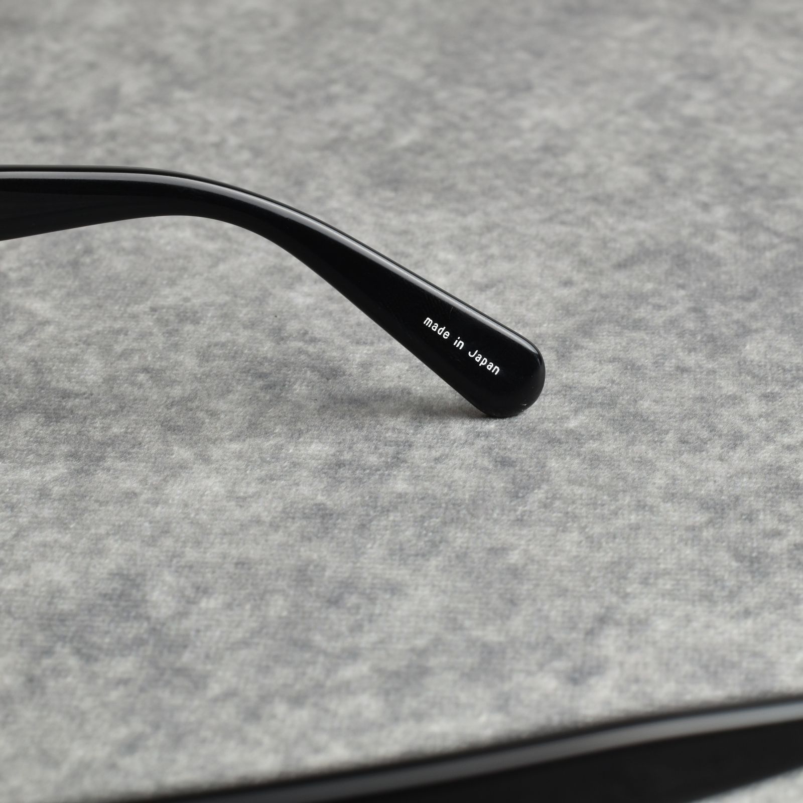 B/W TYPE GLASSES ＜CLASSIC MODEL＞ (BLACK/GRAY) / ボストン/ウェリントン サングラス ＜クラシック モデル＞