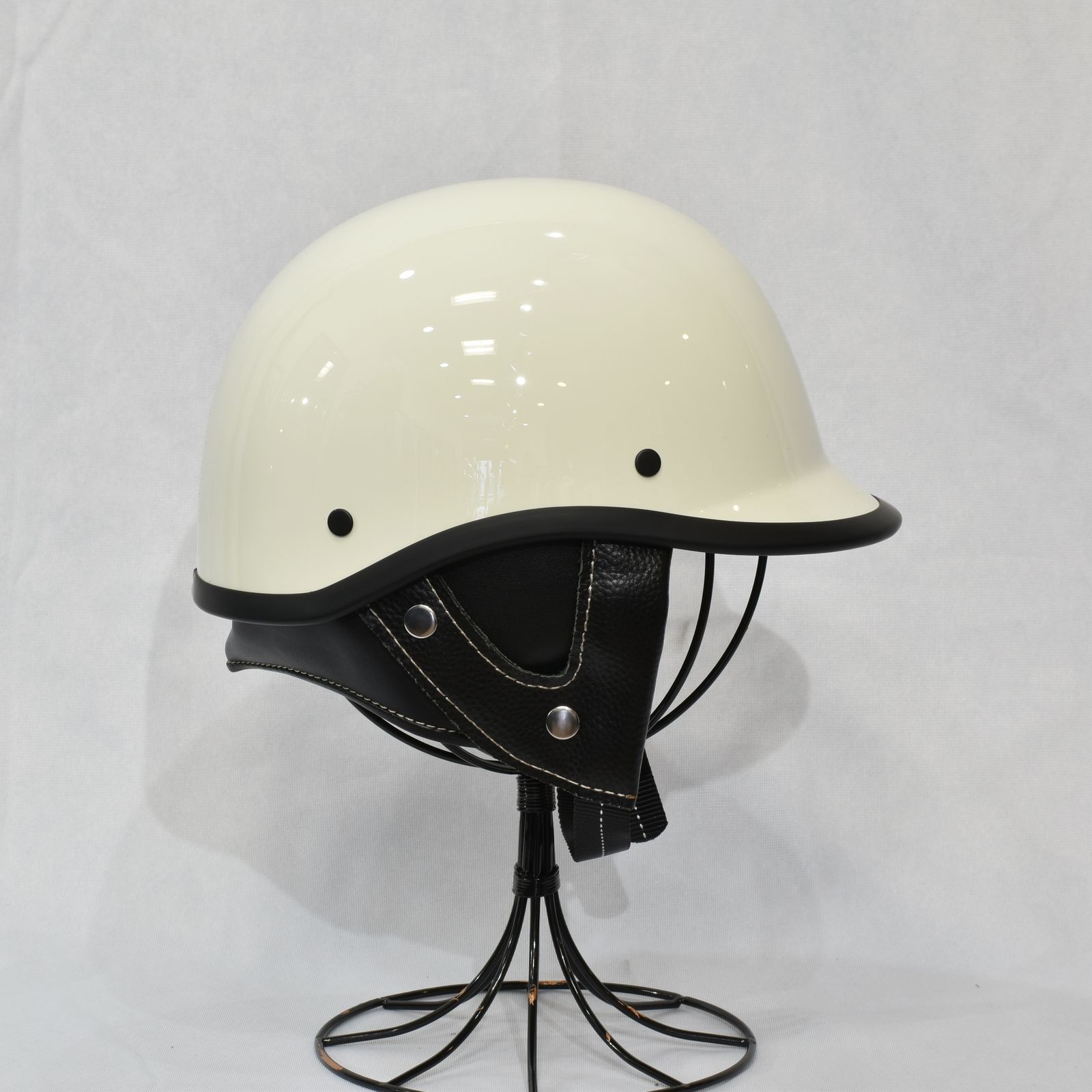 NoBudz - 予約商品 | BURST VG HELMET (MATTE BLACK) | バースト ヴィンテージジョッキー ヘルメット |  納期:3ヶ月程度 | chord online store