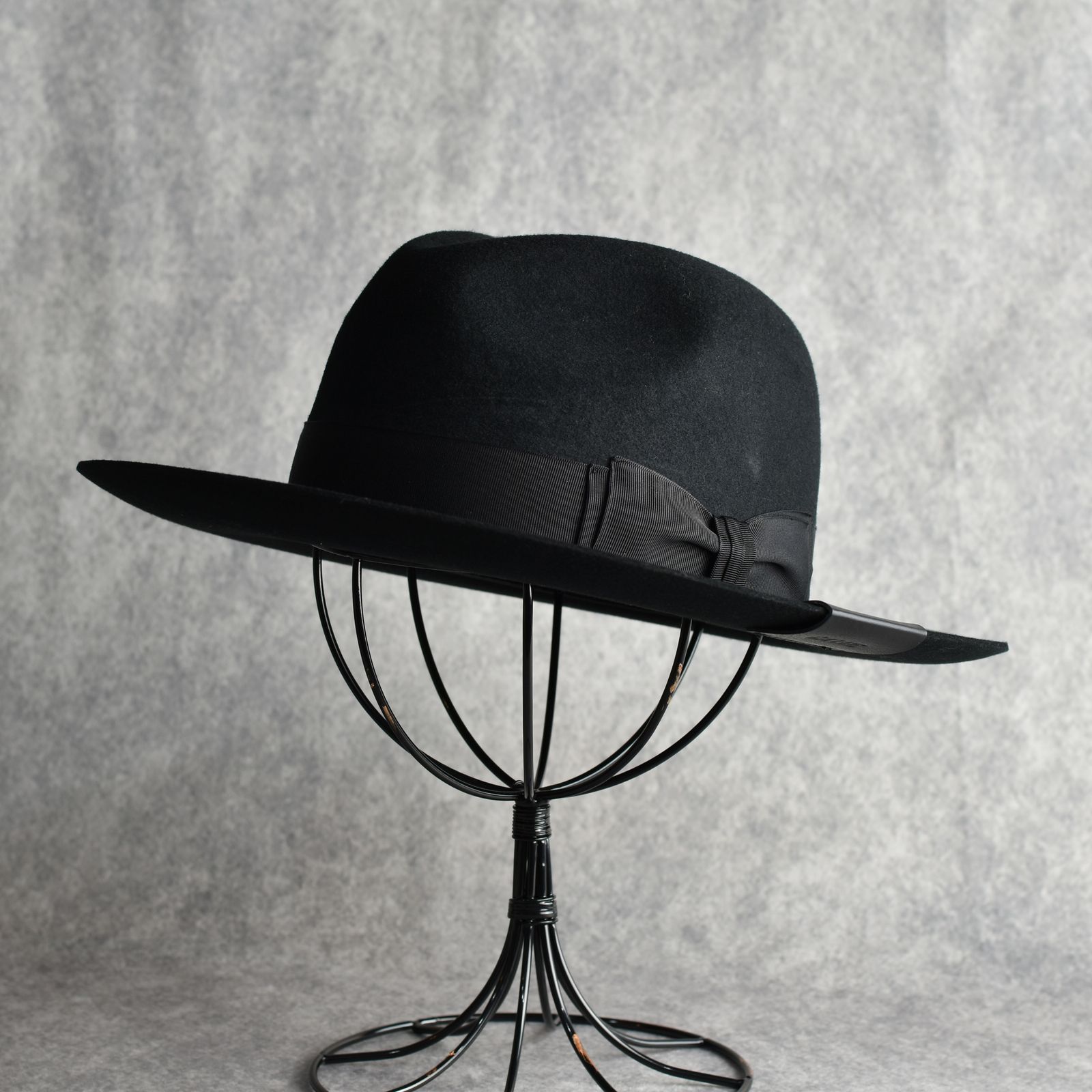 × THE H.W.DOG&CO. WOOL HAT (BLACK) / ザ エイチダブリュウ ドッグアンドコー ウール 中折れハット
