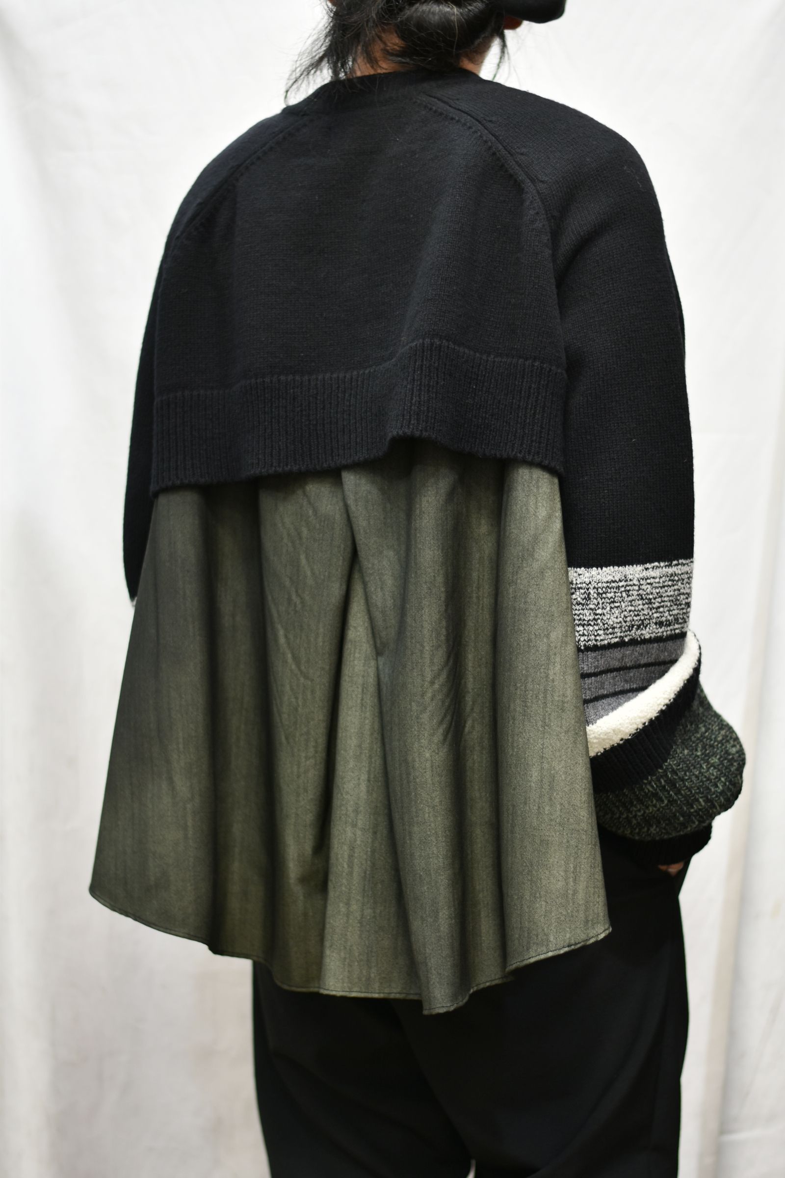 パネルスリーブ レイヤーニット / LB21FW-KN01 (BLACK×MOSS MARBLING)