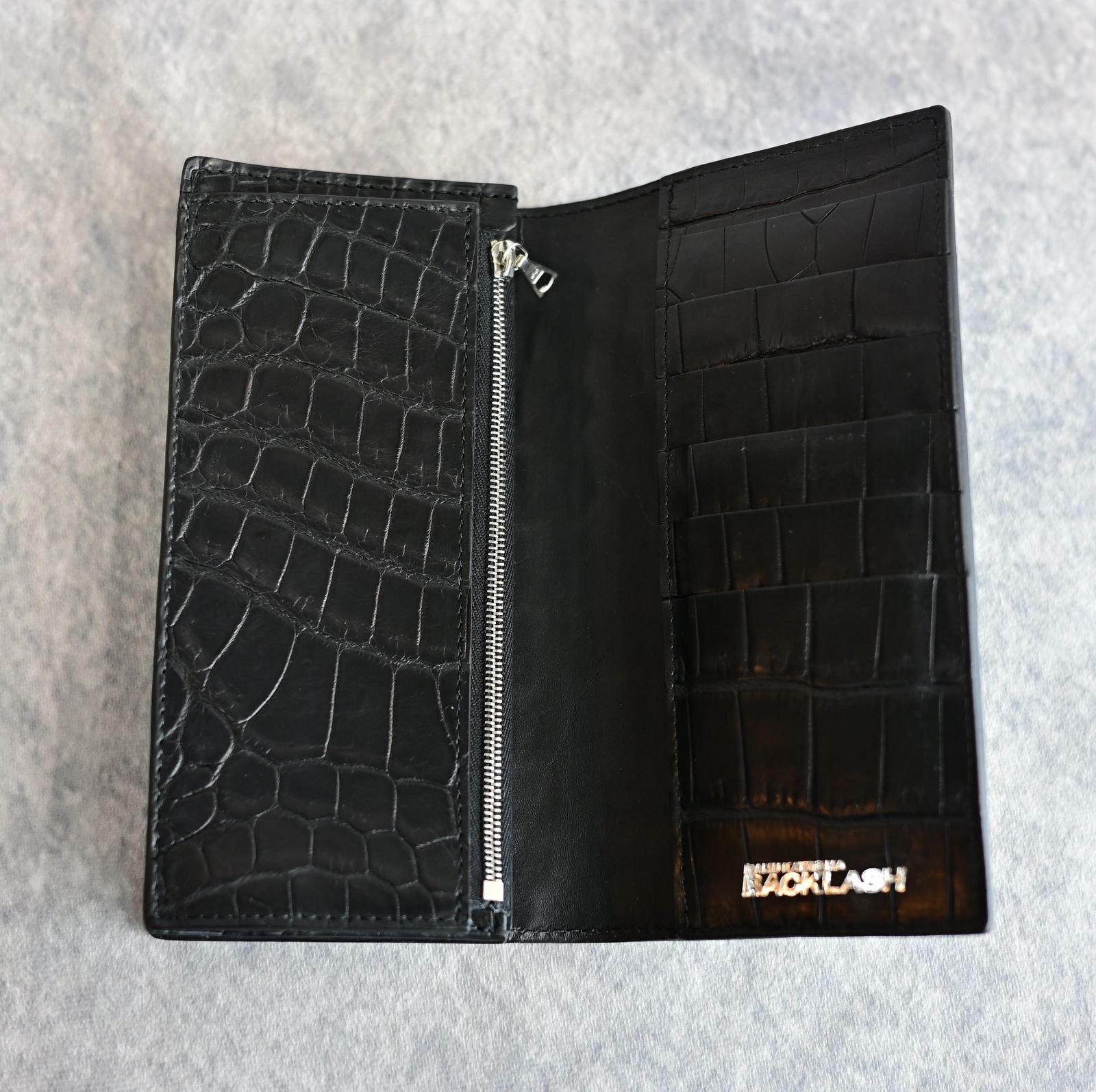 オイルクロコ+イタリアンバケッタ 二つ折り長財布 （BLACK / ブラック） 383-07