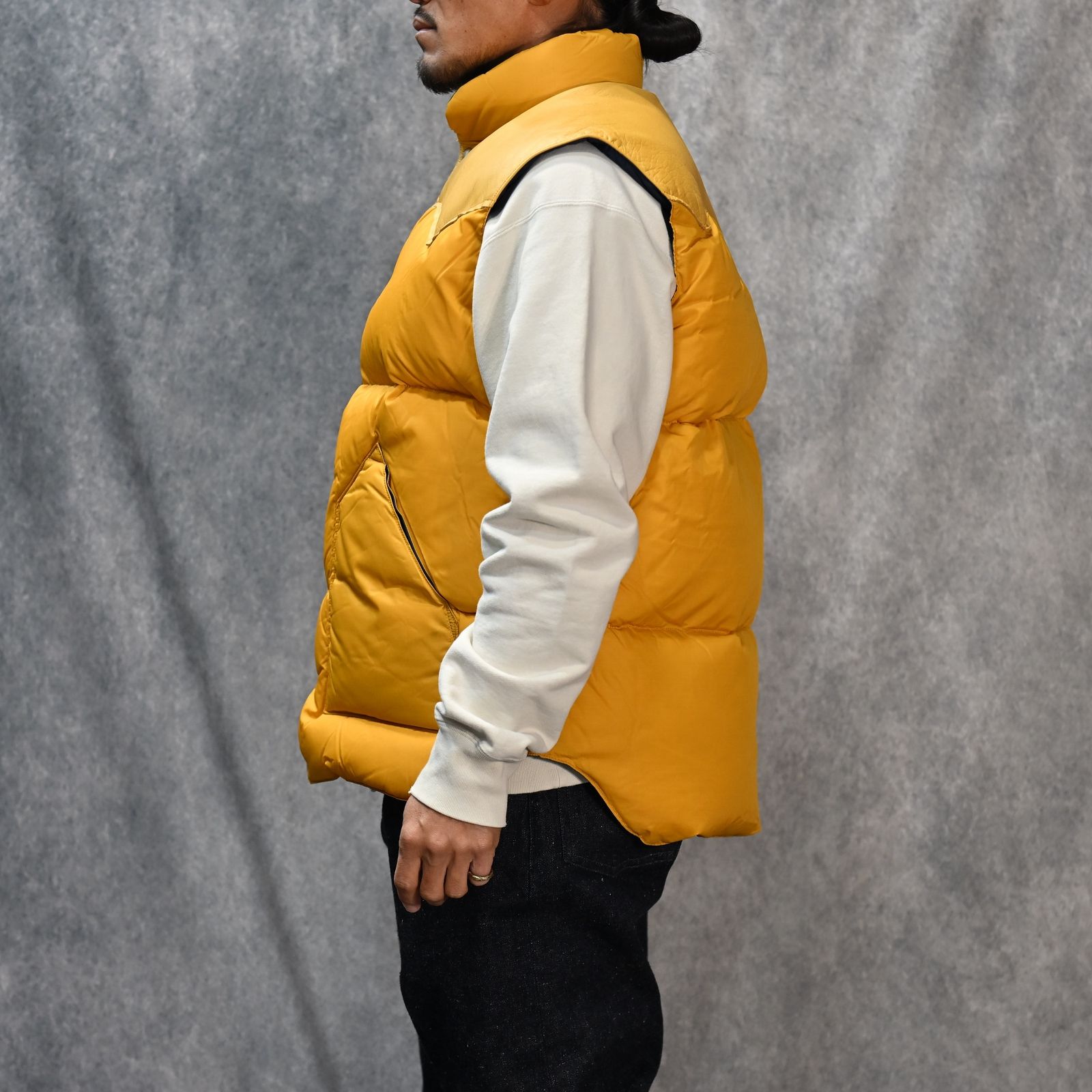 ＃032 REVERSIBLE DOWN VEST / ROCKY MOUNTAIN （YELLOW × NAVY） / ロッキーマウンテン ダウンベスト （イエロー × ネイビー）