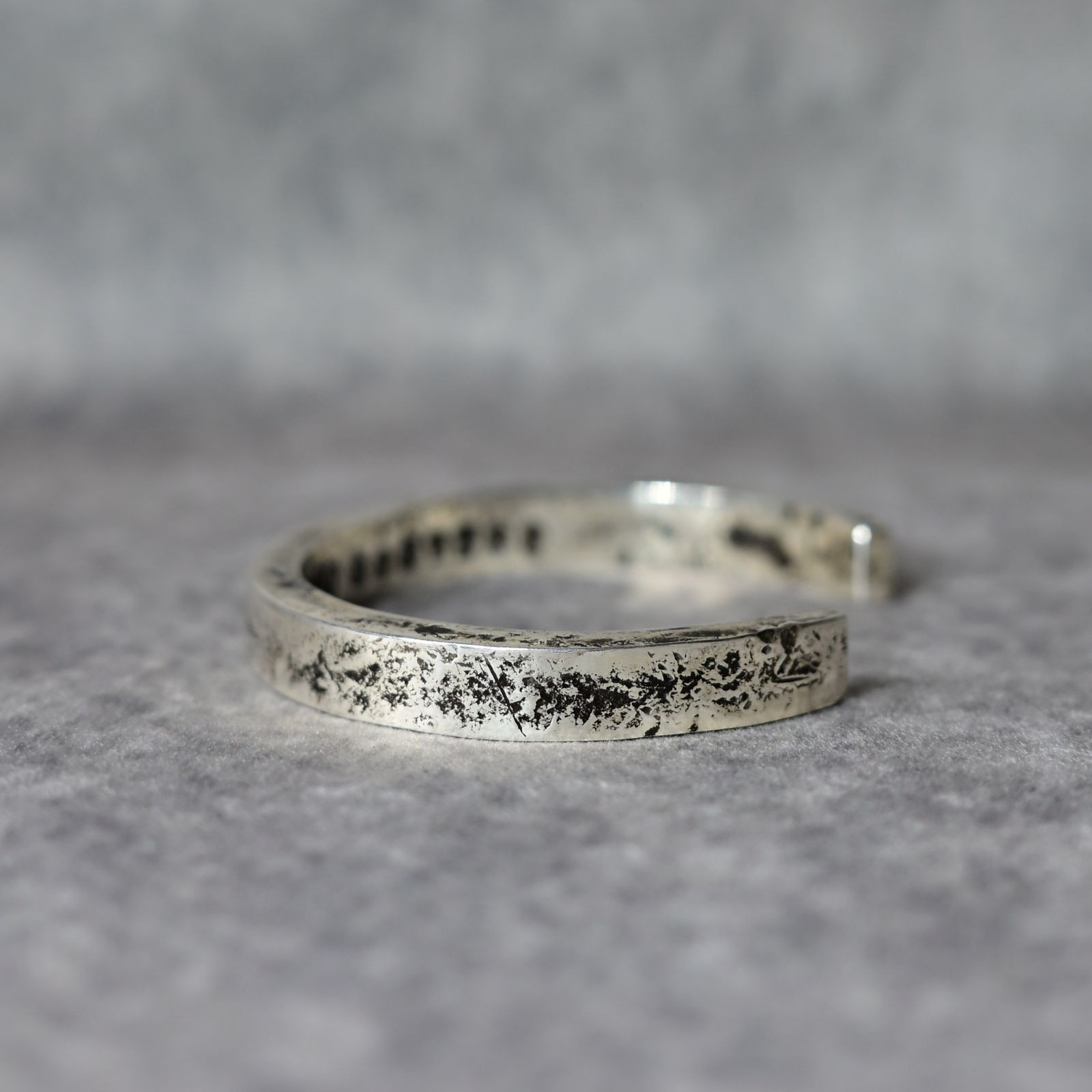 STRAIGHT BANGLE MID｜ SILVERS 純銀