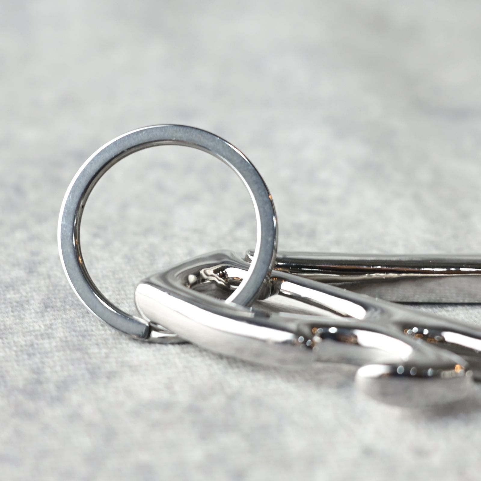 FLAME CARABINER (SILVER / シルバー）