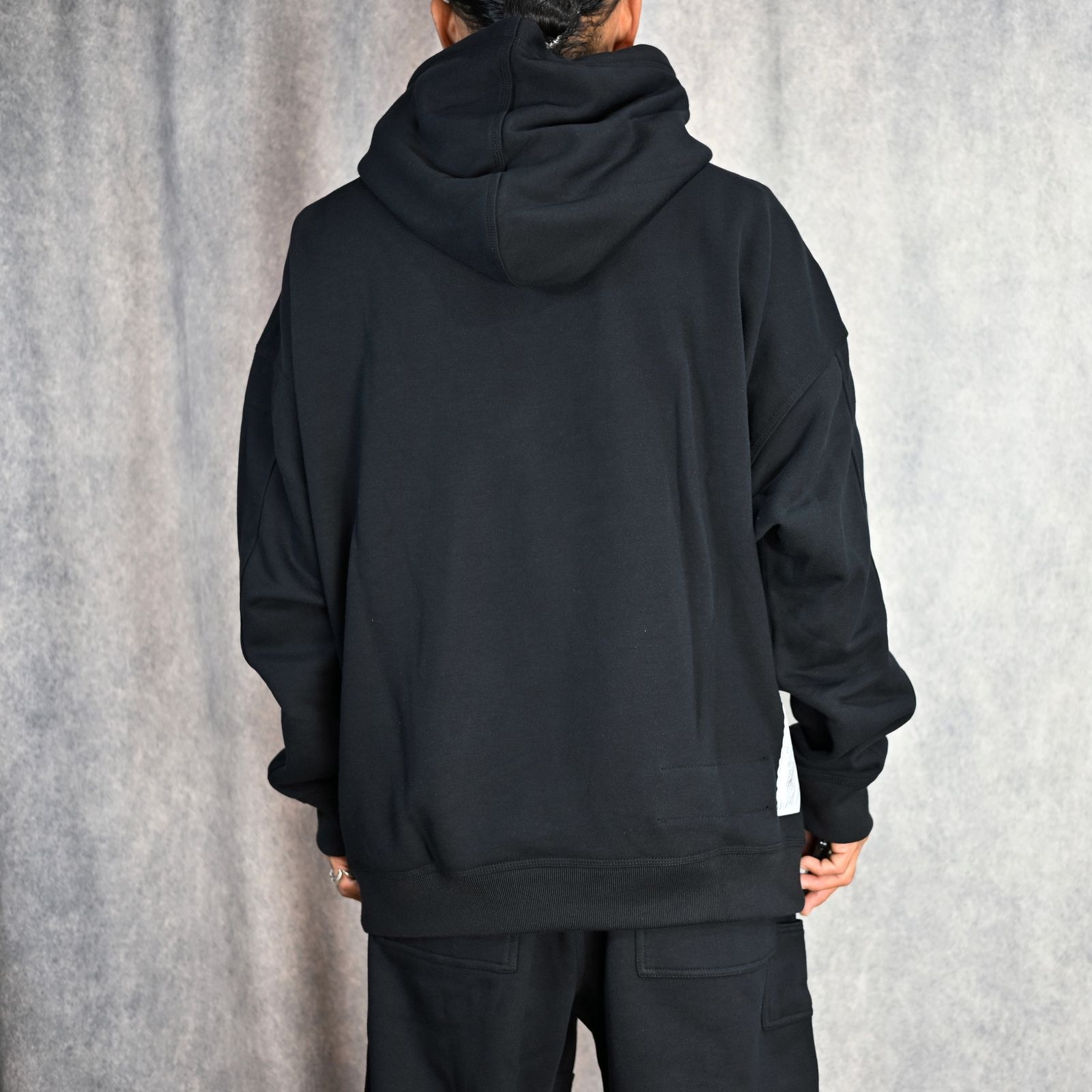 HOODIE SWEATSHIRT (BLACK) -  フーディー スウェット （ブラック） 1242-CS02-022