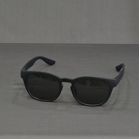 Wellington type up cycle shades (Black) / ウェリントン タイプ アップサイクル サングラス