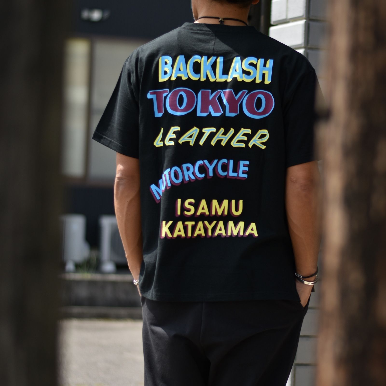 × Klevay Paper Signs アートTシャツ