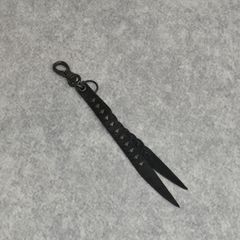 STUDS & KNITTING LEATHER SHORT KEY RING ＜TYPE B＞ (BLACK/BLACK) / スタッズレザー 編み込みレザー ショートタイプ キーリング キーホルダー