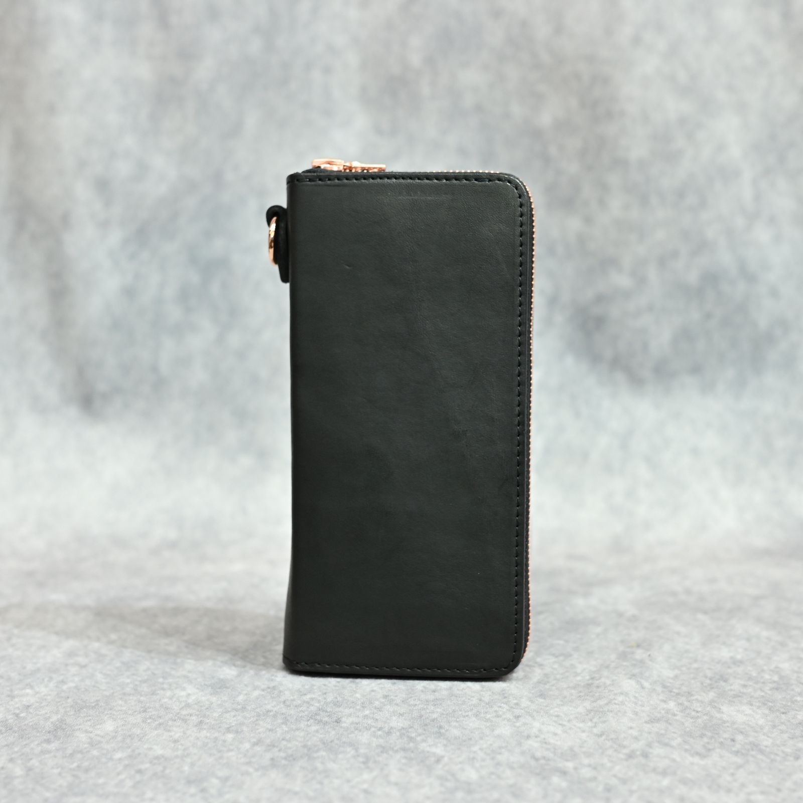 ダブルショルダー製品染め ラウンドウォレット / 財布 （BLACK）｜318-29