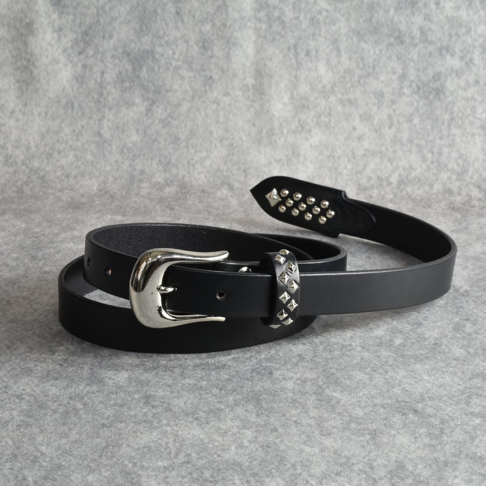 CALEE - STUDS LEATHER NARROW BELT ＜TYPE B＞ (BLACK