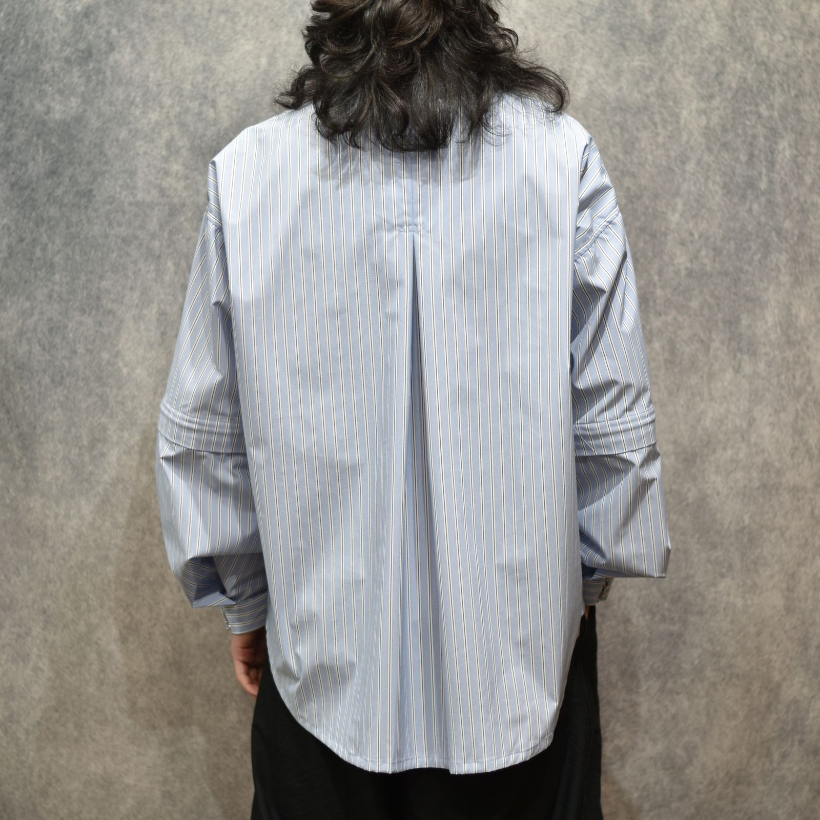 デタッチャブルスリーブホックカフスシャツ (SAX STRIPE)｜LB26SS-SH11-FTS