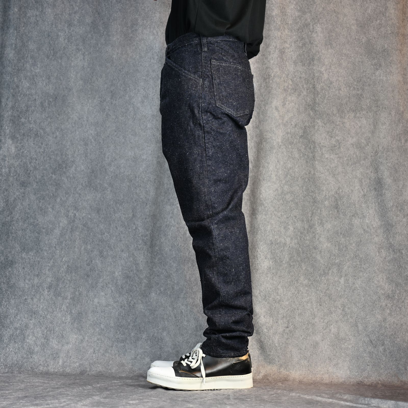 #022 LV MCQUEEN PANTS ONE-WASHED（INDIGO） / テーパード デニムパンツ （インディゴ）