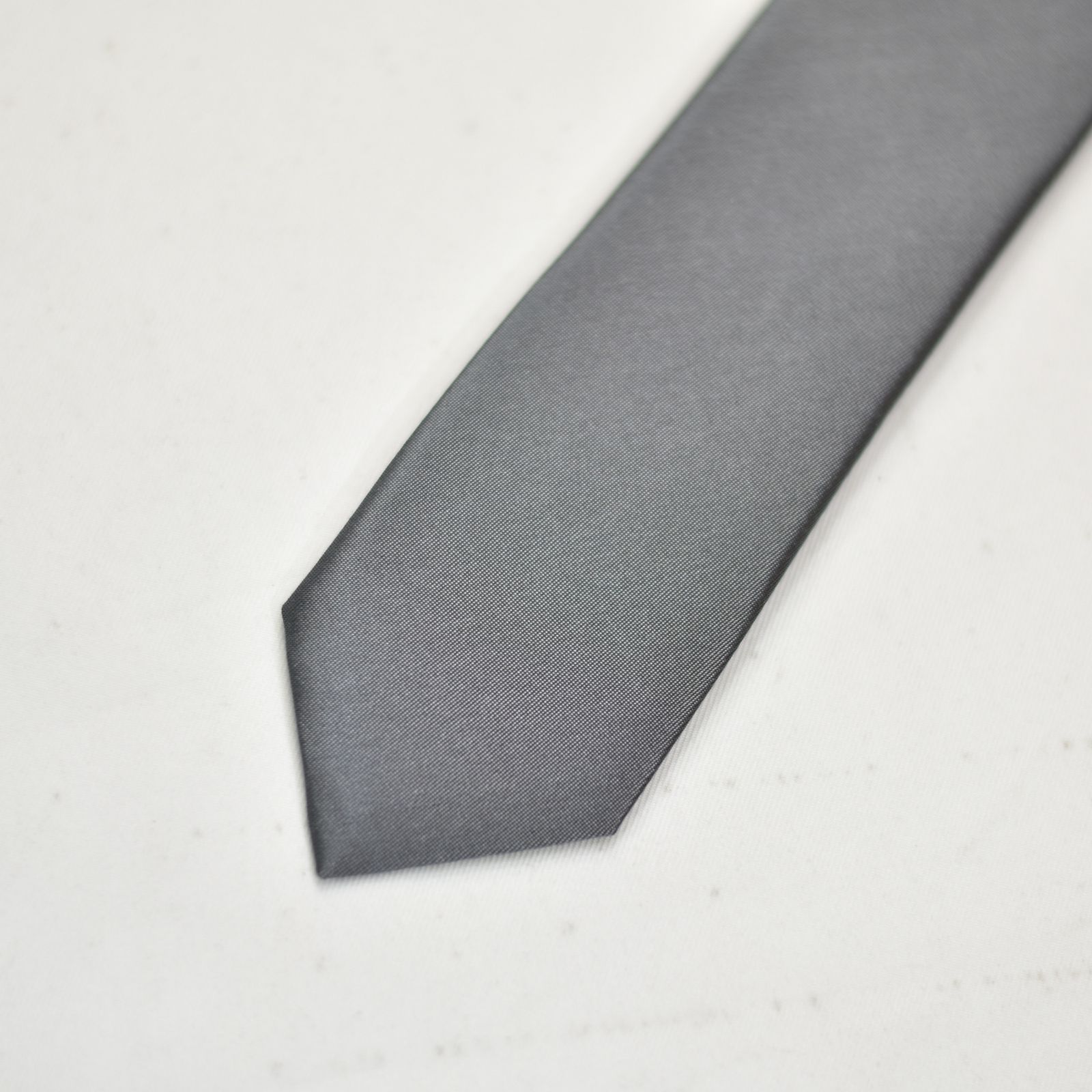 SILK NECK TIE"