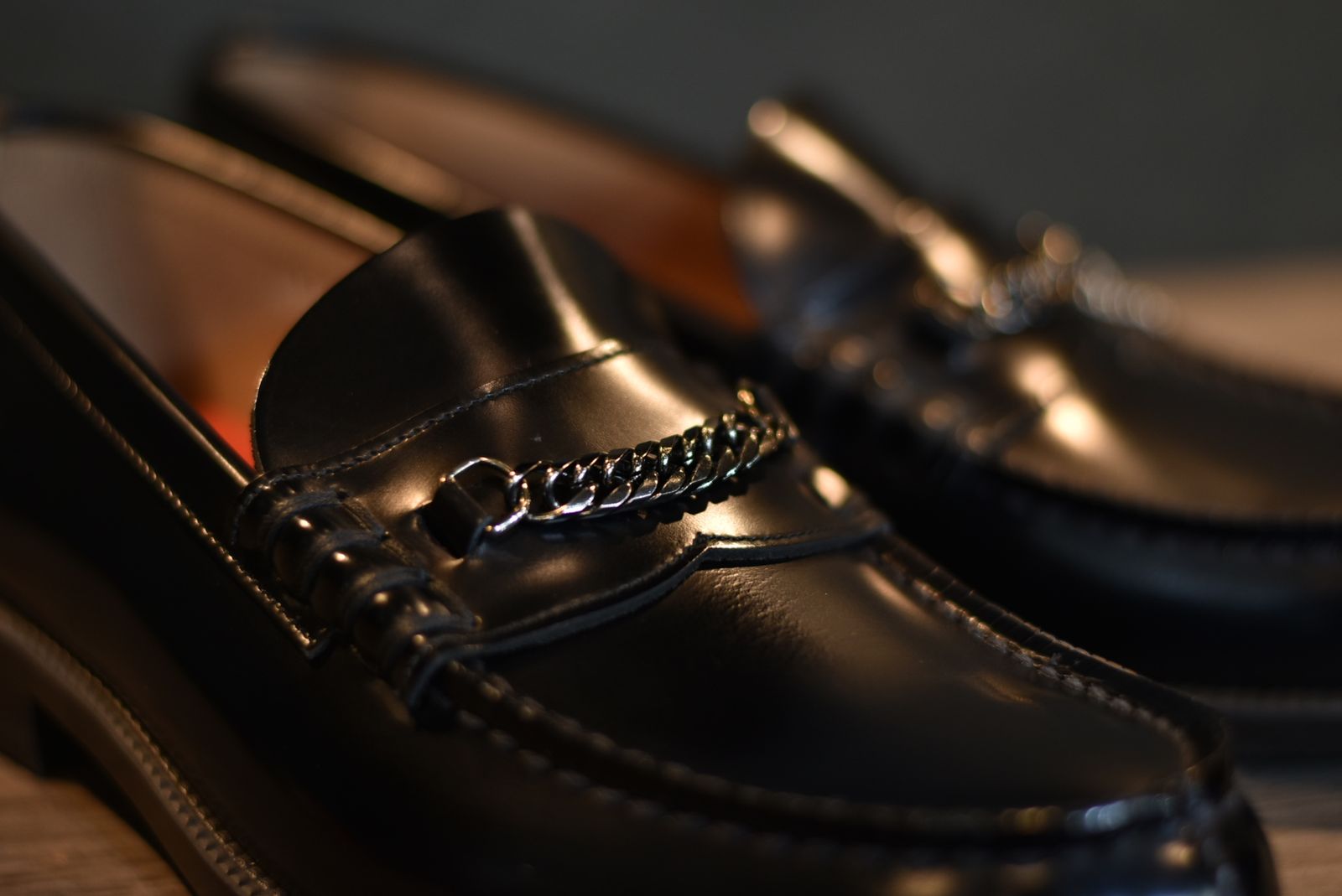 el conductorH」 × 「HARUTA」 CHAIN-BIT LOAFERS | chord online store