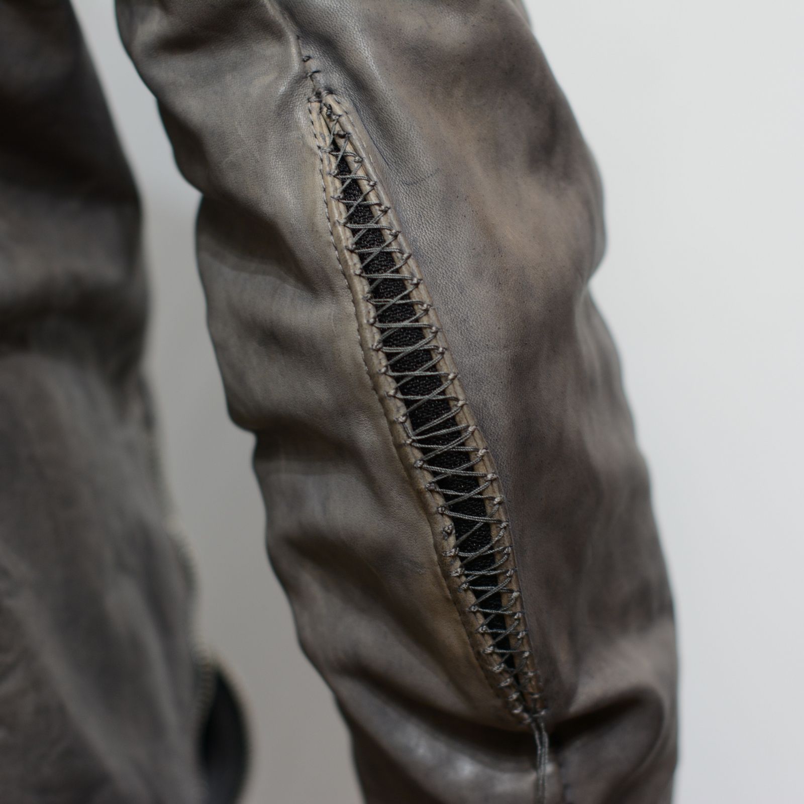 HORSE LEATHER DOUBLE BREAST MOTO DARTS SHOULDER BLOUSON LINED JB-3
