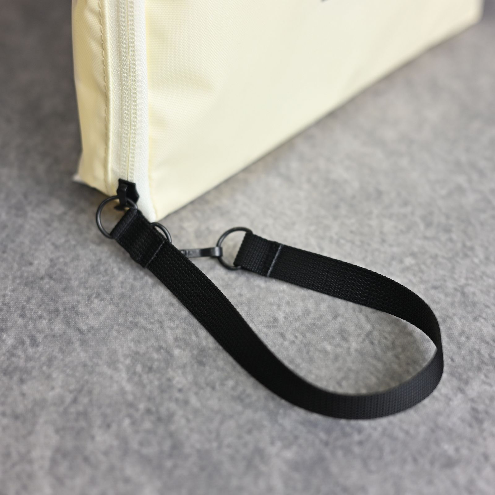 POUCH （IVORY） / ポーチ （アイボリー） / 9251-AC04