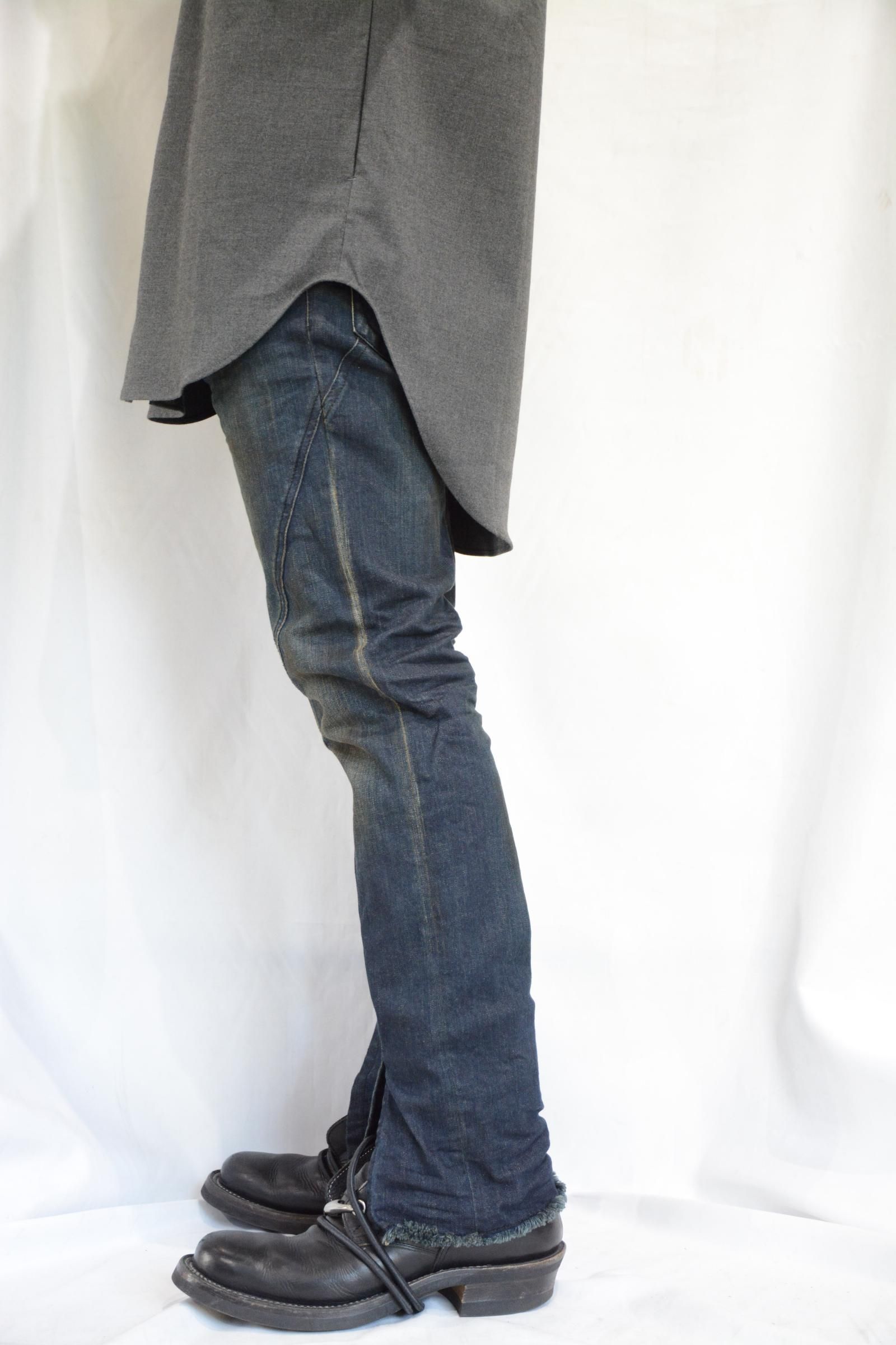 センタースリット デニムパンツ