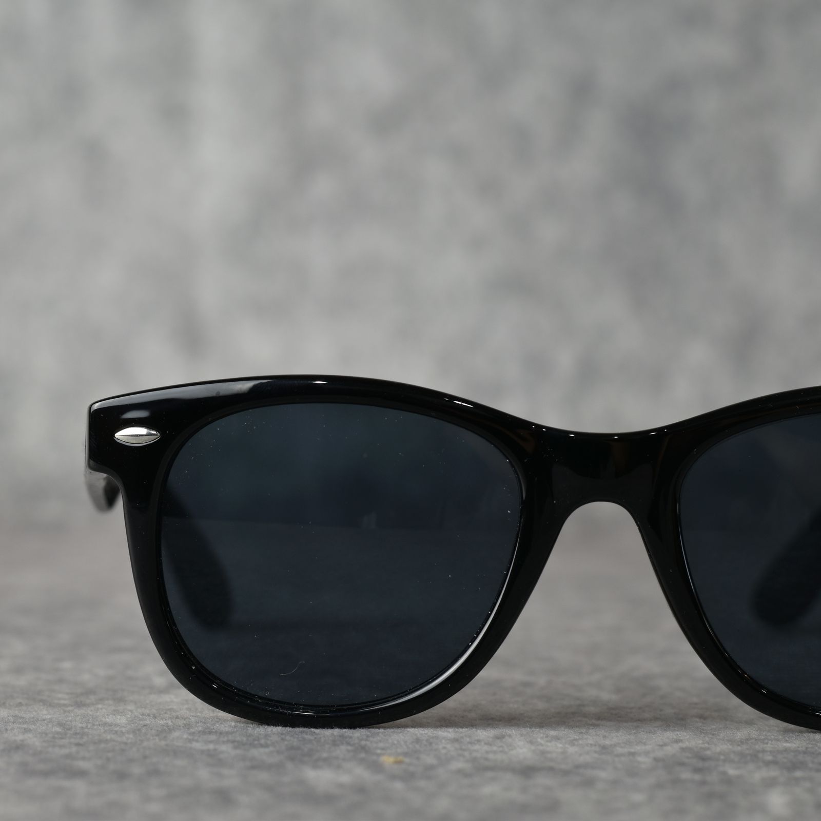 CUTRATE LOGO GLASSES (BLACK) / カットレイト ロゴ サングラス