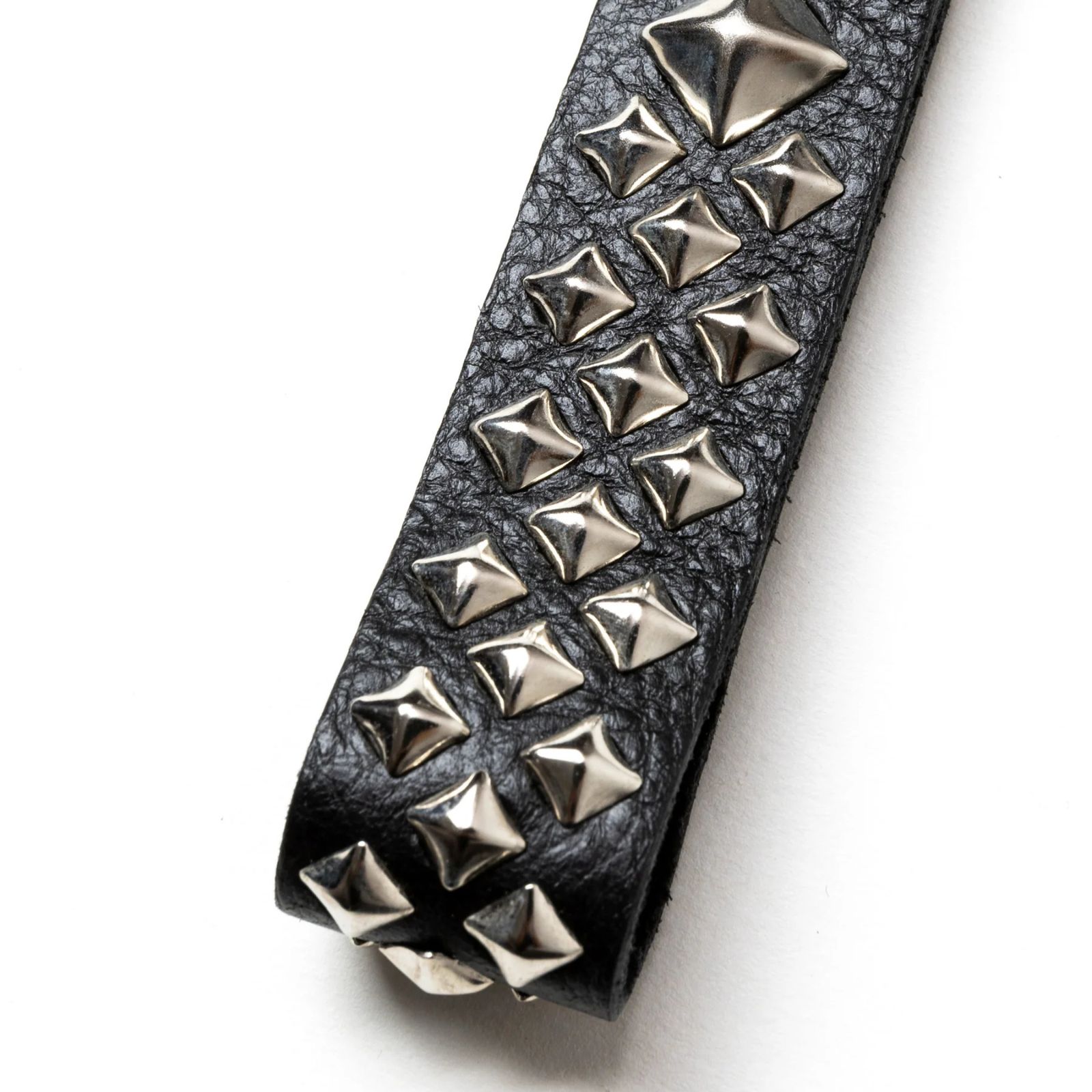 STUDS LEATHER FLAT KEY RING (BLACK) / スタッズレザー キーリング キーホルダー