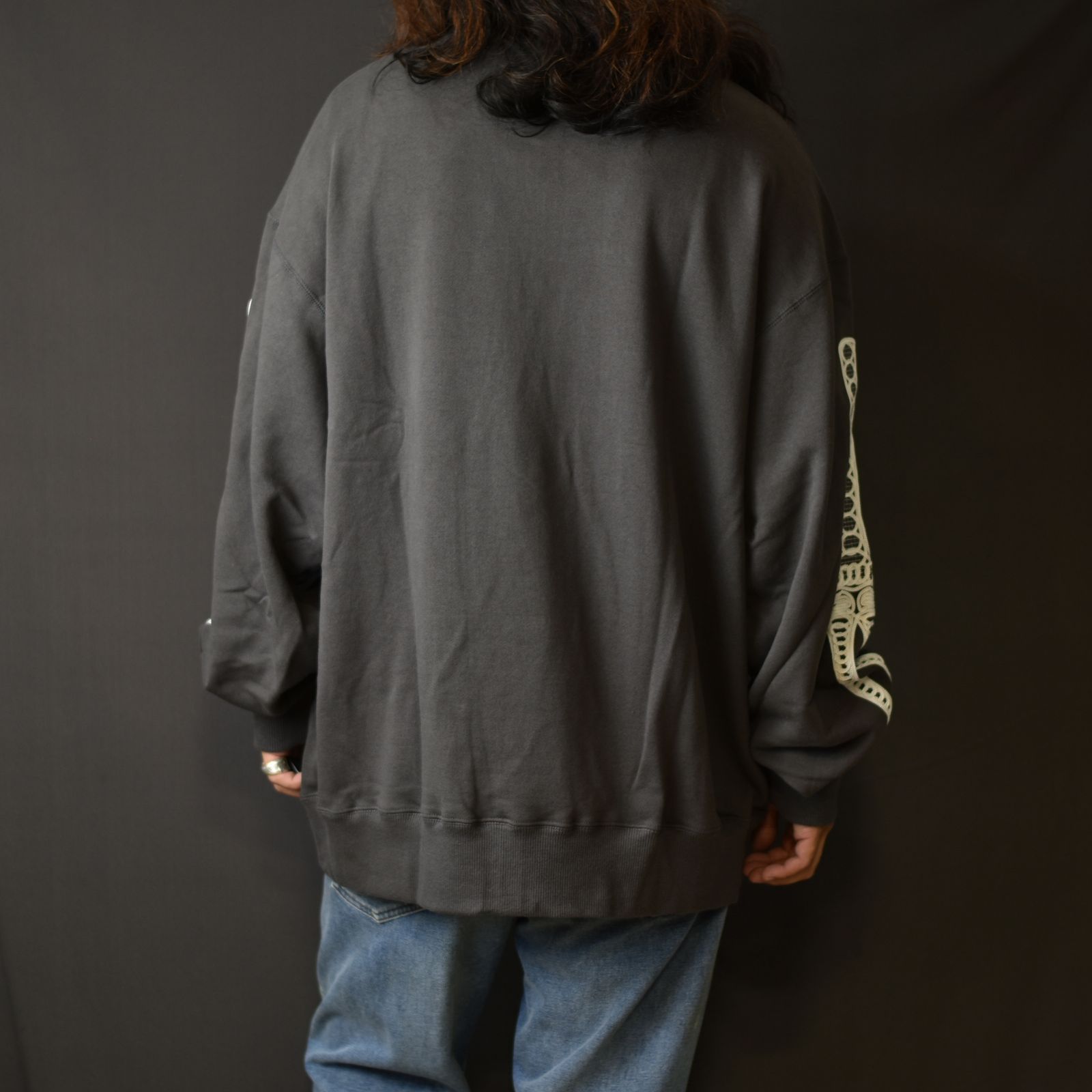 el conductorH - CORD EMBROIDERED CREW NECK SWEATER 'BONES el conductorH - CORD EMBROIDERED CREW NECK SWEATER 'BONES