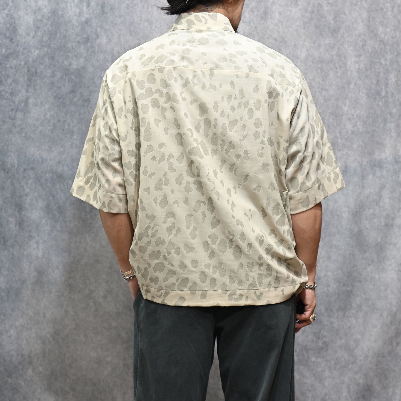 HALF SLEEVE SHIRT （BEIGE / ベージュ）｜半袖シャツ レオパード柄｜2261-SH53-018