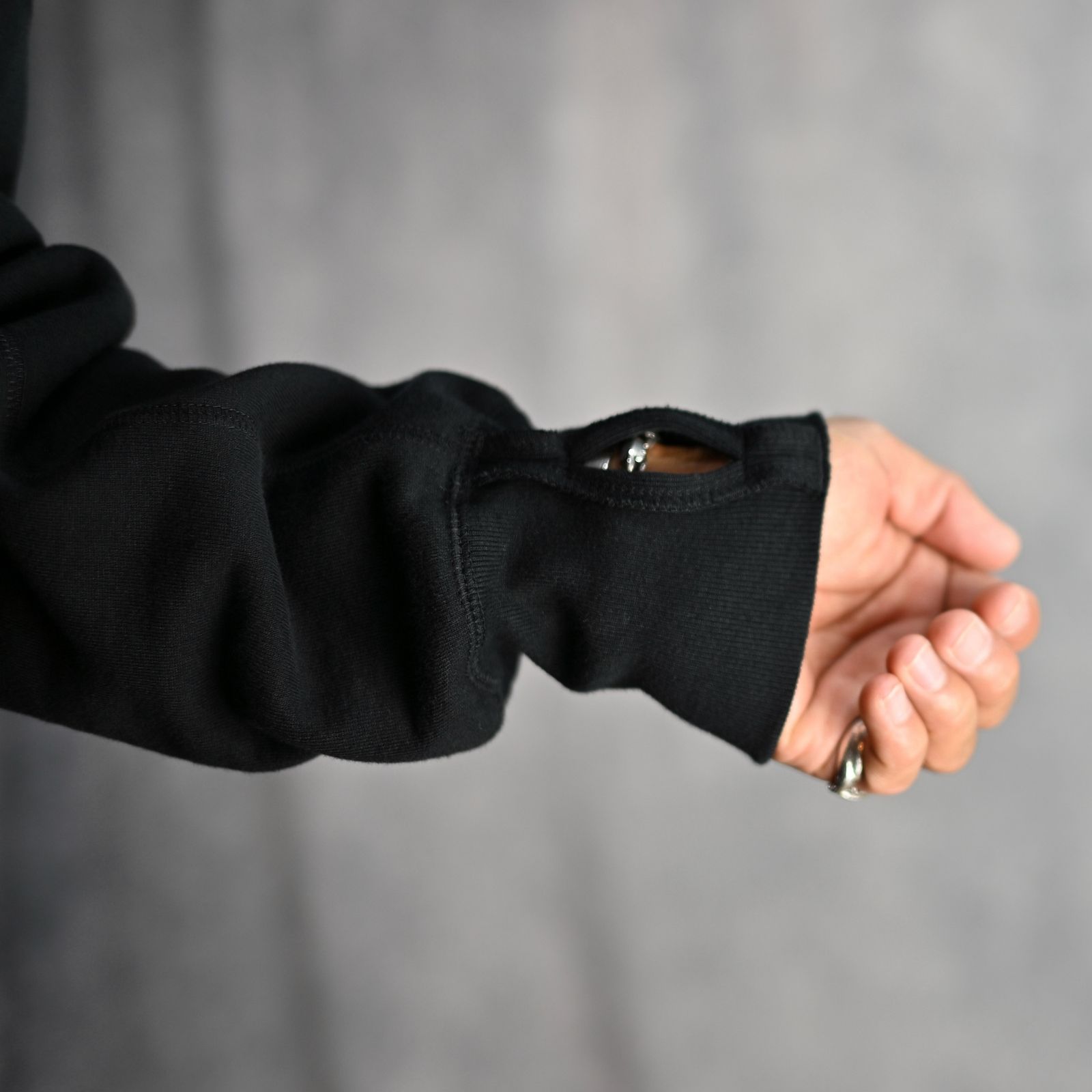 EXCHANGE POCKET HOODIE (BLACK) - フーディー パーカー （ブラック） / 9242-CS01-009