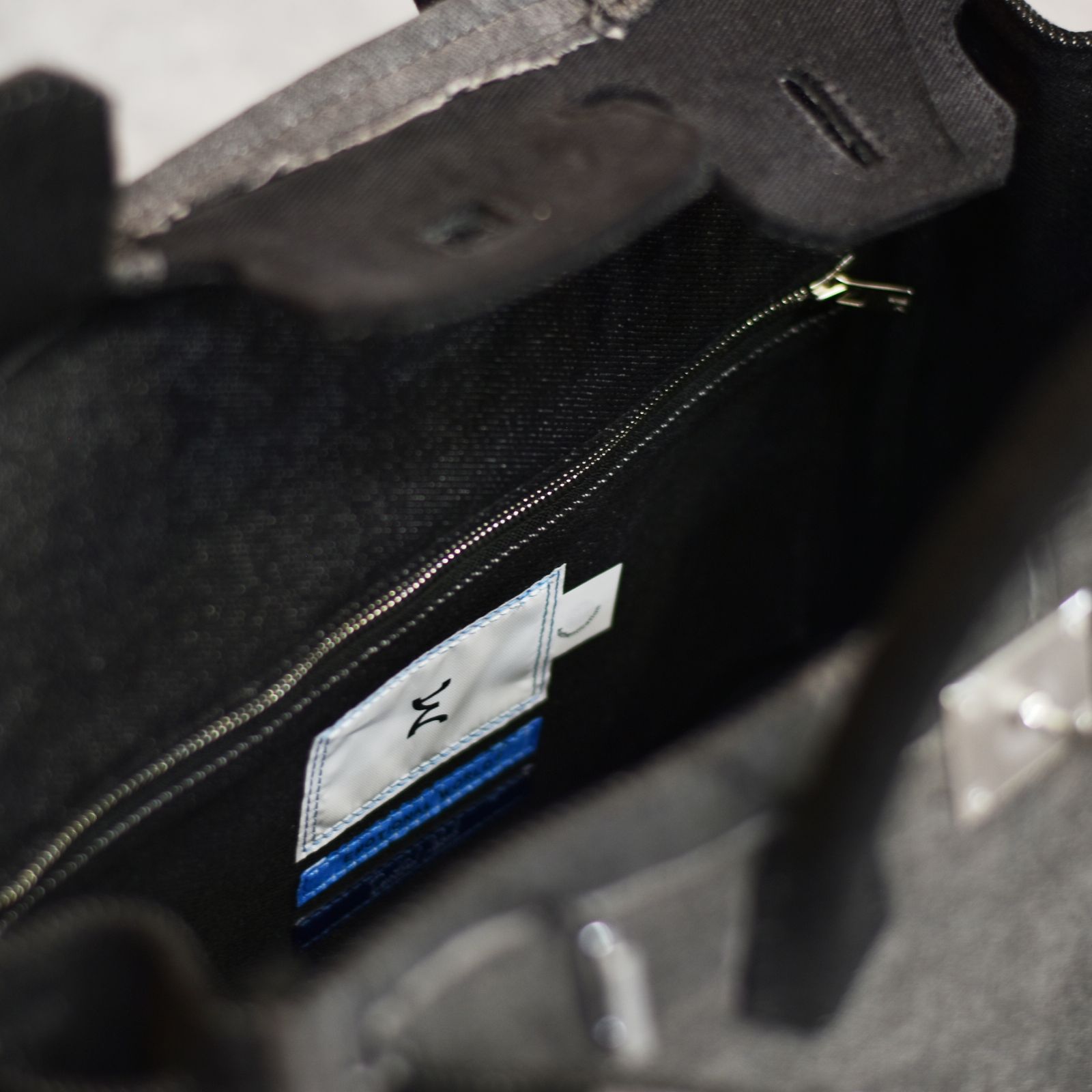 TRAVEL BAG  (MULTI BLACK DENIM) | ハンドバッグ