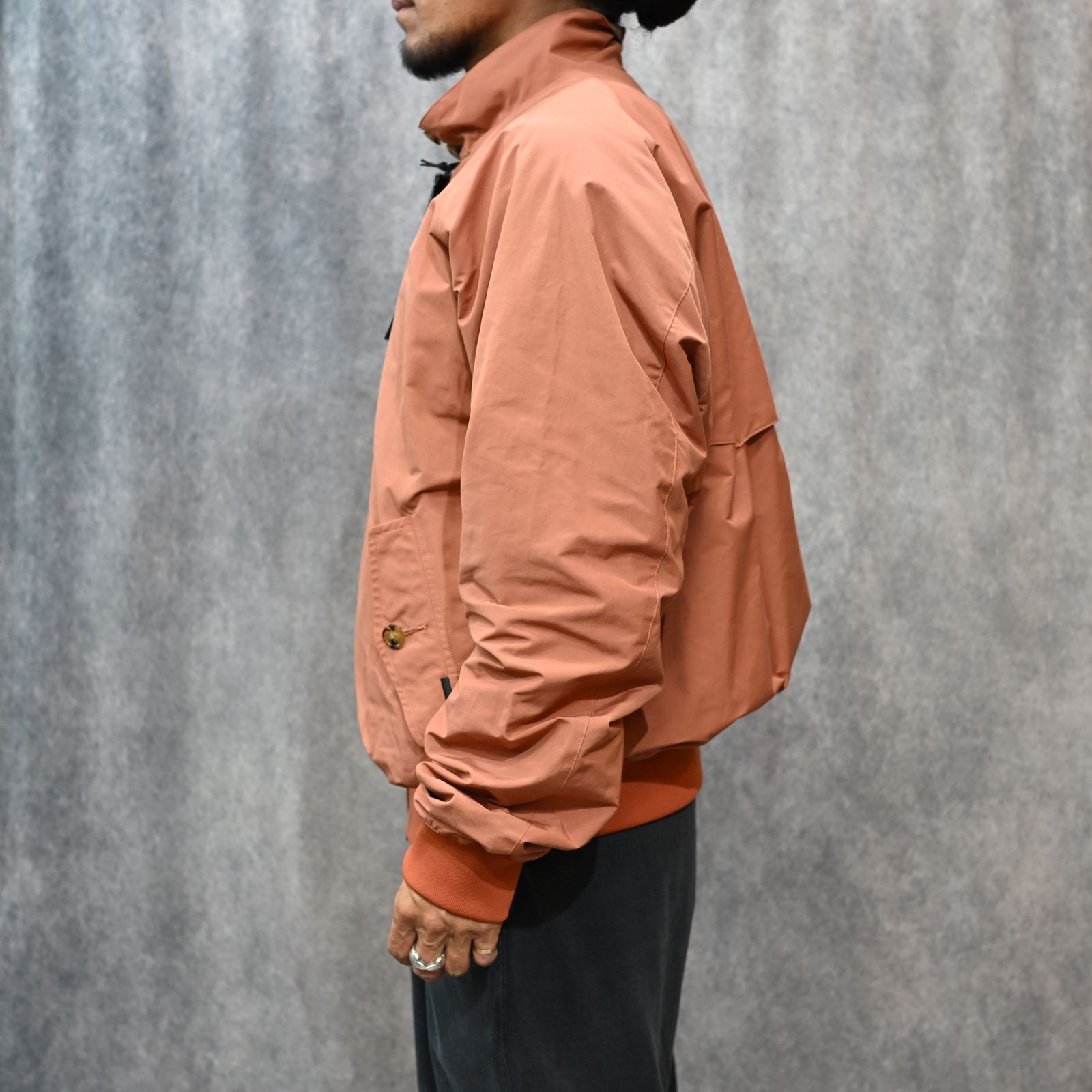 BARACUTA G9 REVERSIBLE HARRINGTON JACKET （ONION）｜バラクータ ハリントンジャケット スウィングトップ ドリズラー｜2252-BL80-045-peg
