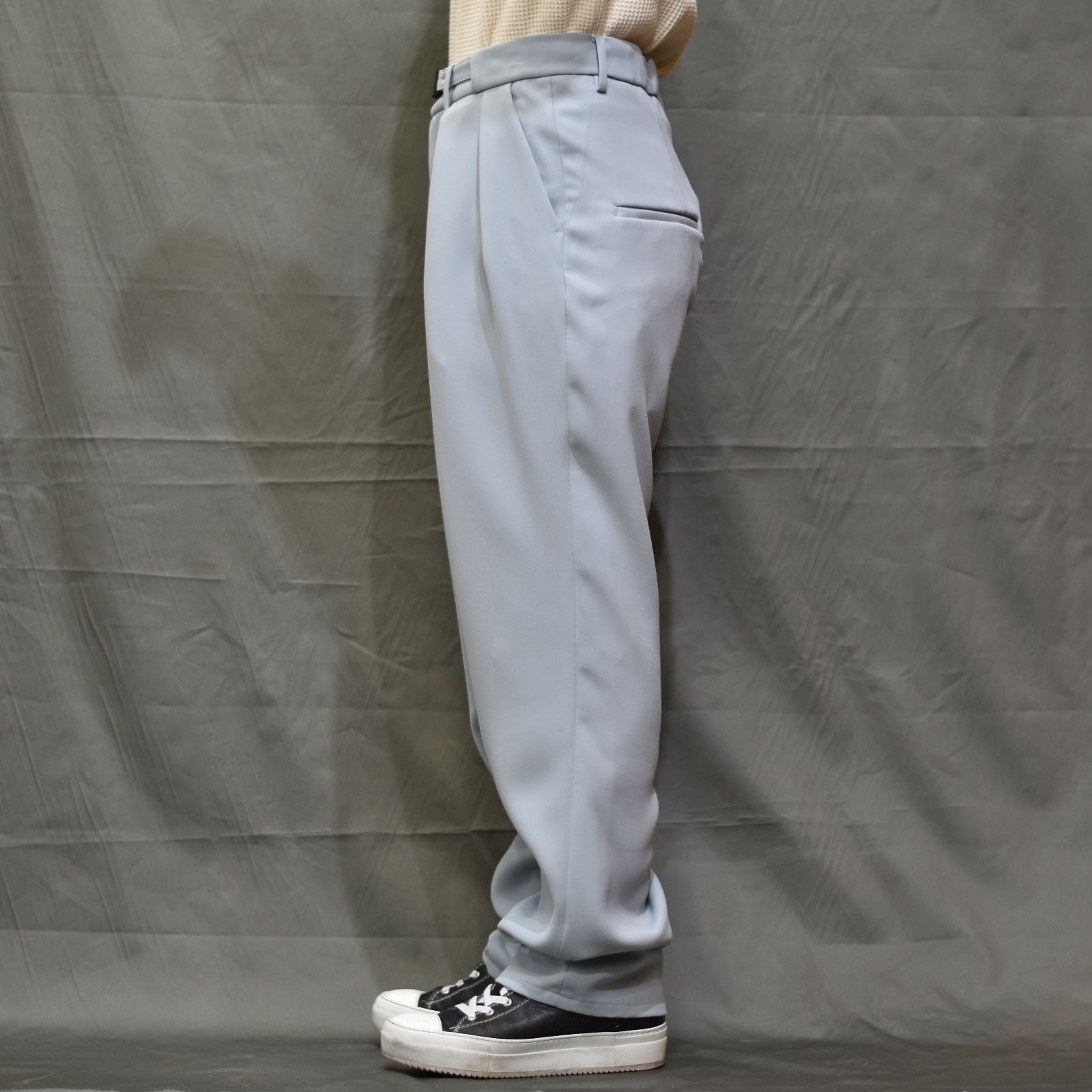 2タックストレート&フレアパンツ / LB22SS-PT01-DT (PALE BLUE)