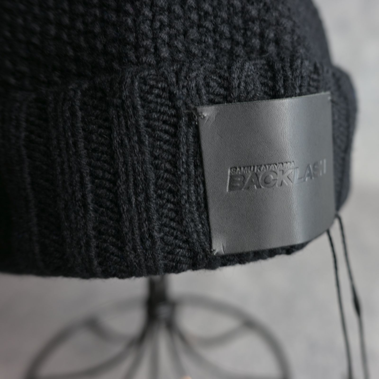 ISAMU KATAYAMA BACKLASH - ニットキャップ （BLACK / ブラック