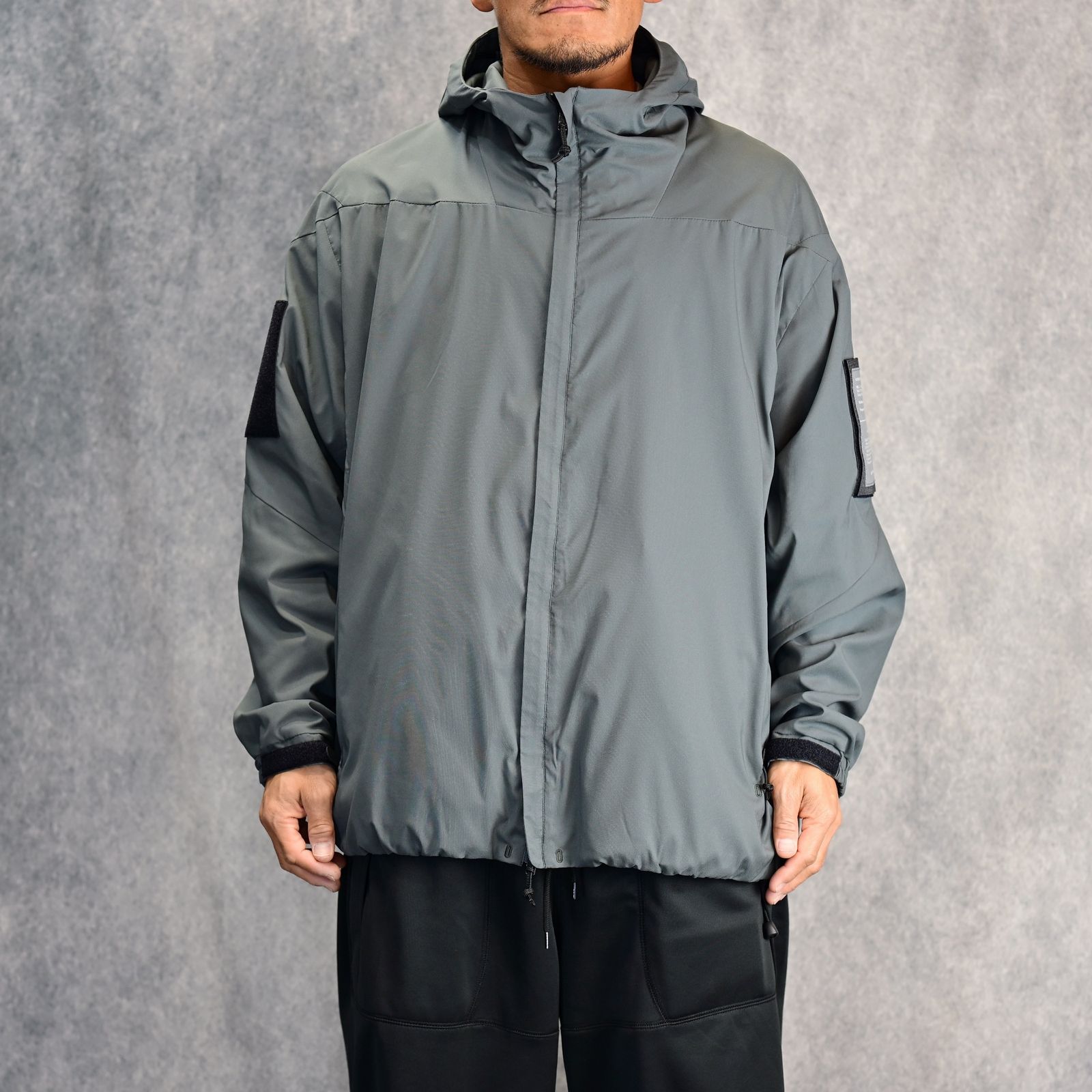 EXCHANGE HOODIE BLOUSON （CHARCOAL） エクスチェンジ フーディーブルゾン （チャコール） 9251-BL02-001