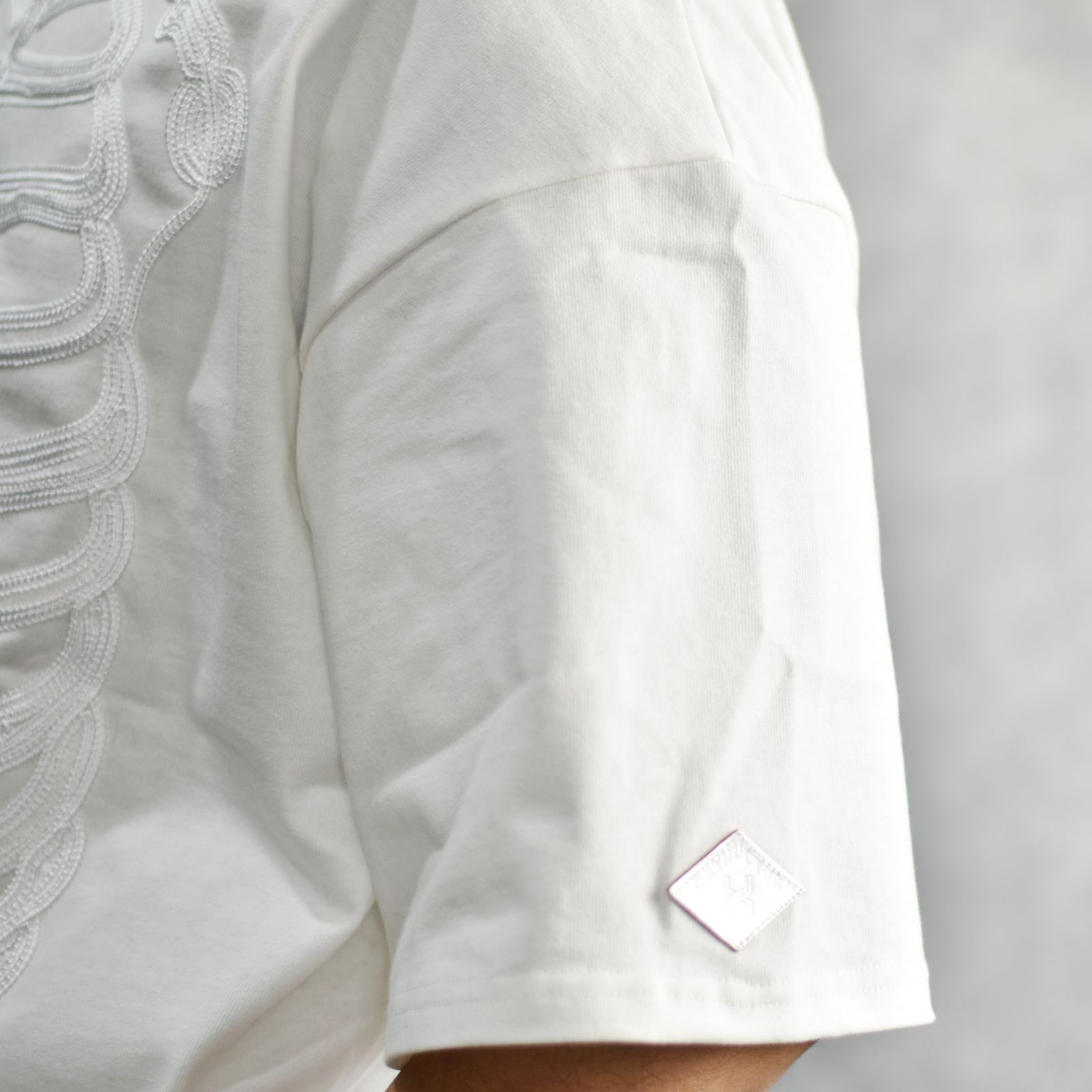 CORD EMBROIDERED T-SHIRT 'BONES (WHT) / コード刺繍 Tシャツ
