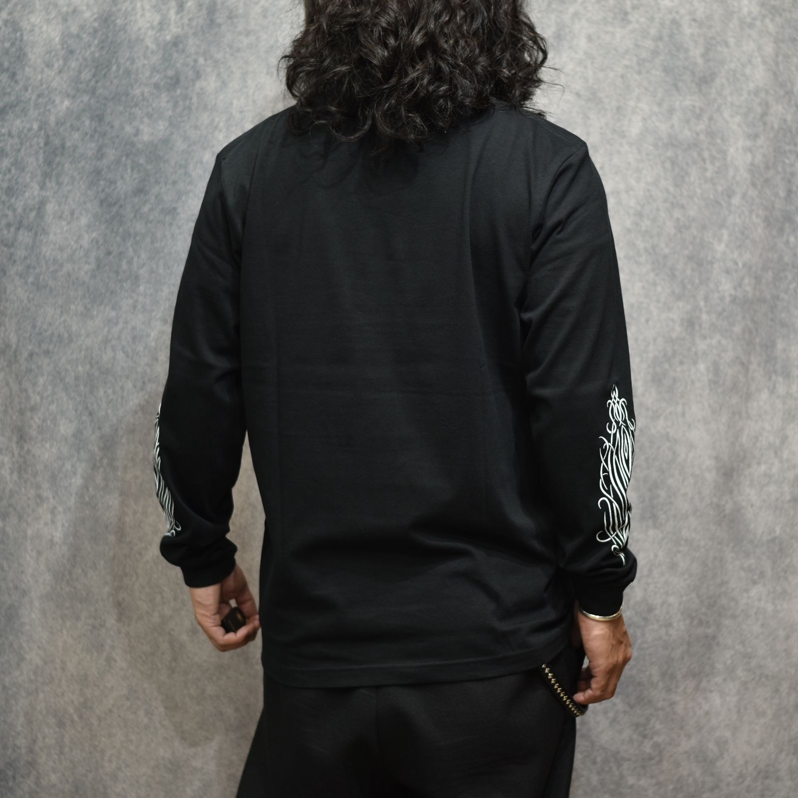 PINSTRIPE L/S TEE (BLACK)｜プリント ロンT｜CR-26SS011