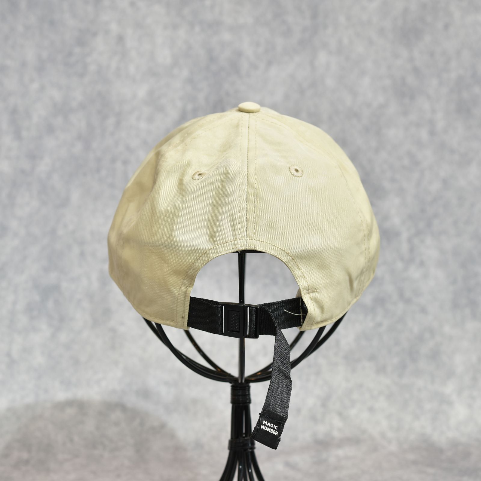 × MAGIC NUMBER RWMN CAP （BEIGE）｜× マジック ナンバー キャップ｜RW26S0730