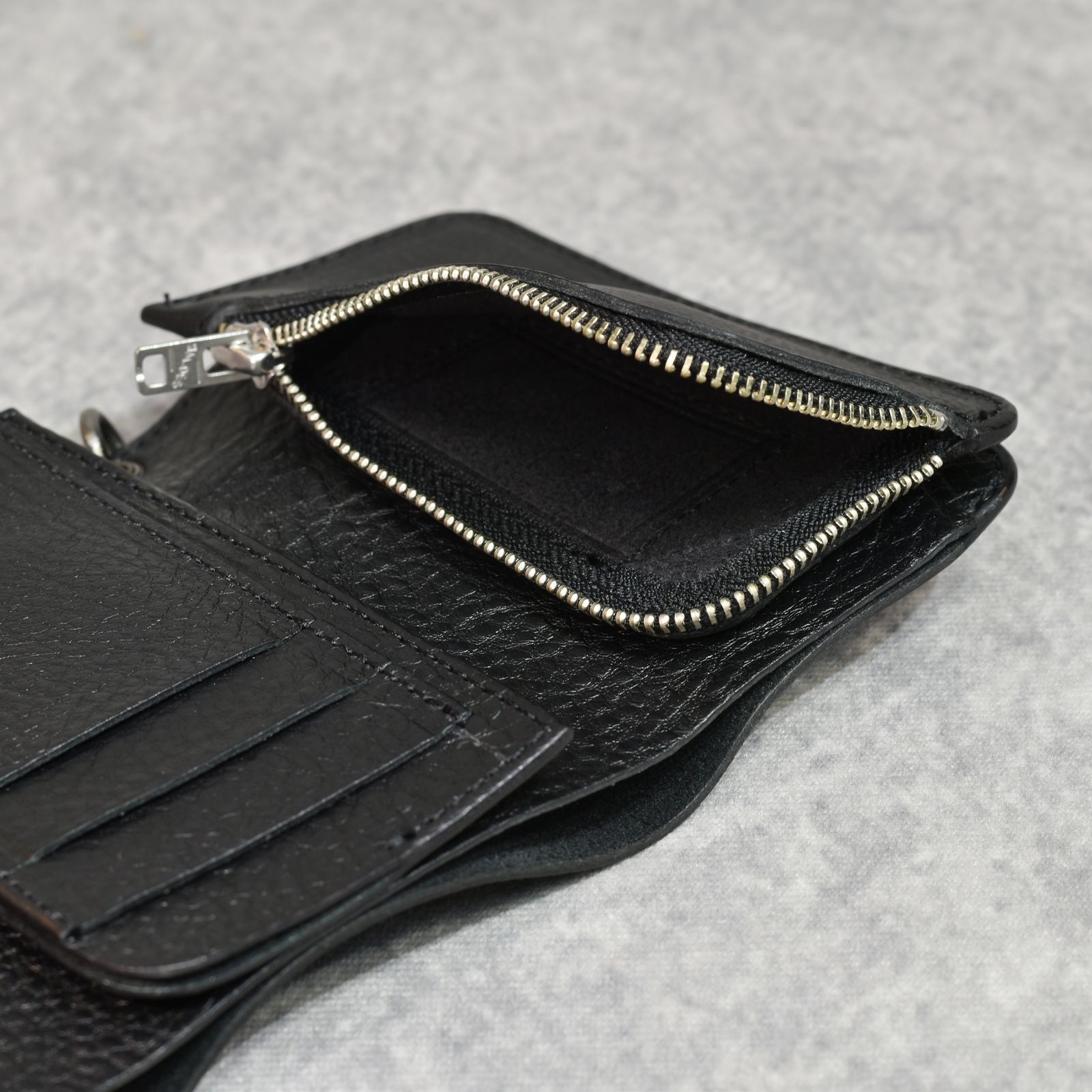 LIGHTNING LEATHER FLAP HALF WALLET ＜EXCLUSIVE＞ (BLACK)｜フラップハーフウォレット 三つ折り財布｜CL-26SS007LE EX