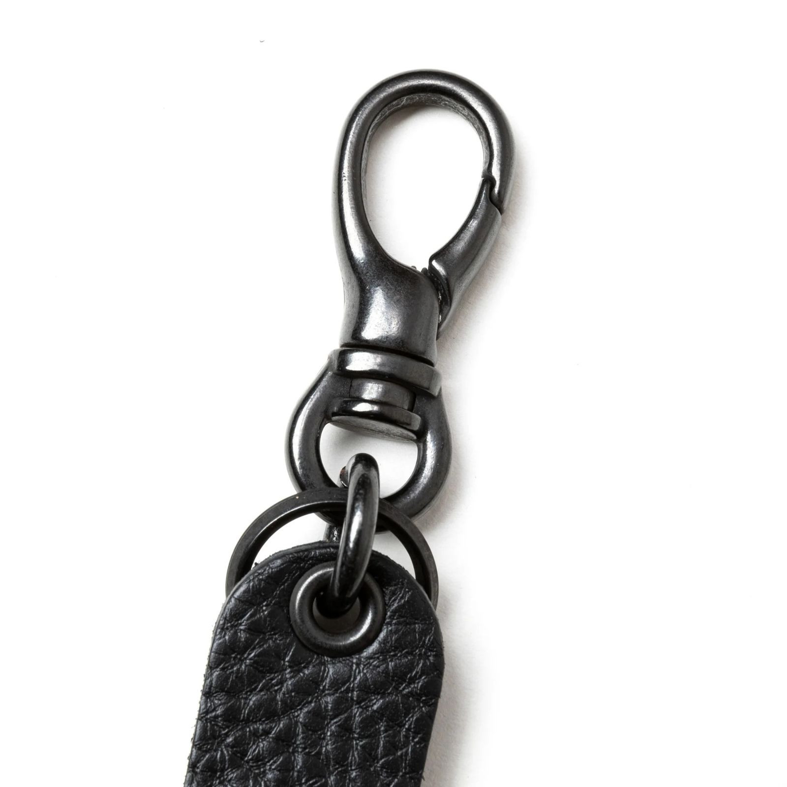 STUDS LEATHER FLAT KEY RING (BLACK/BLACK) / スタッズレザー キーリング キーホルダー