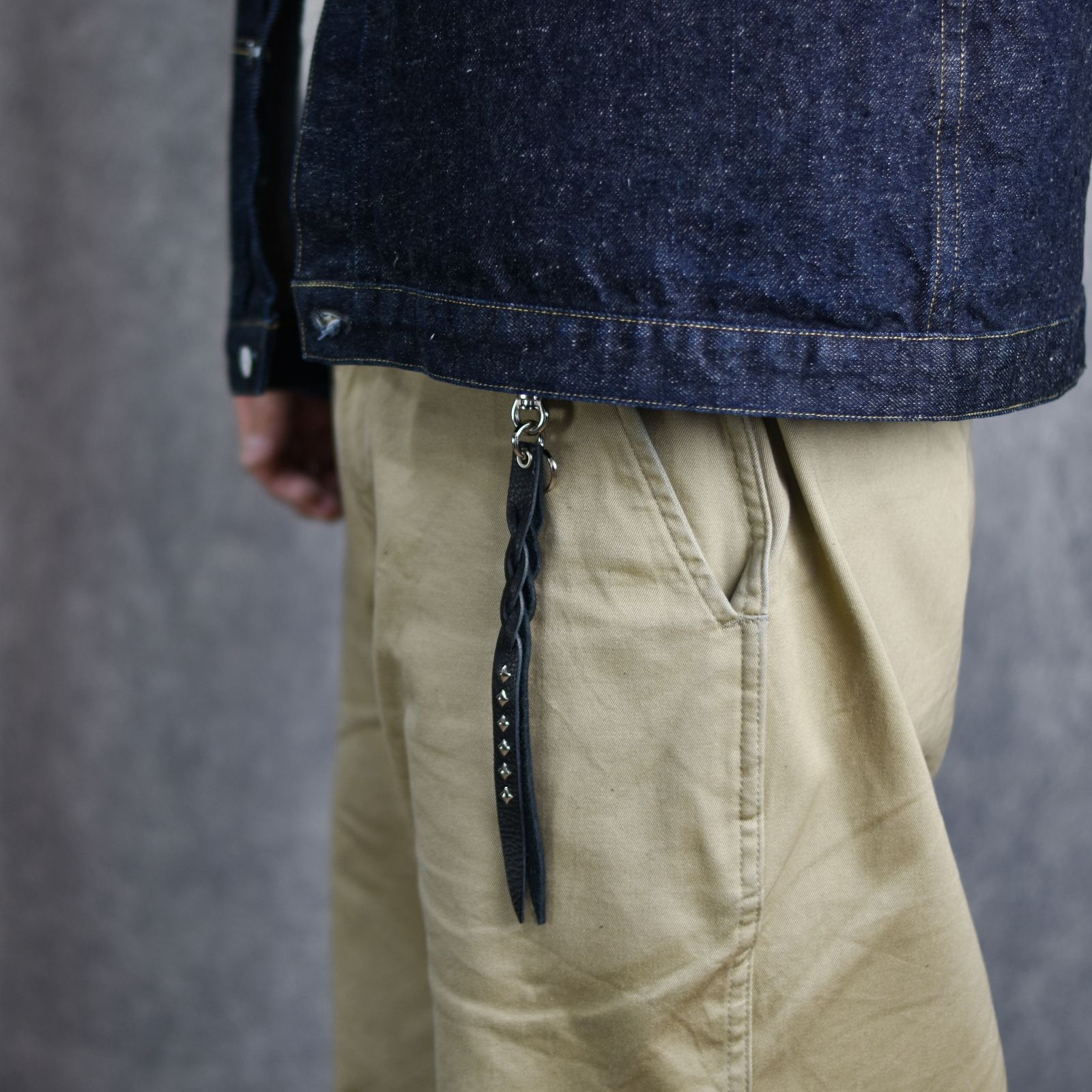 STUDS & KNITTING LEATHER SHORT KEY RING ＜TYPE A＞ (BLACK) / スタッズレザー 編み込みレザー ショートタイプ キーリング キーホルダー