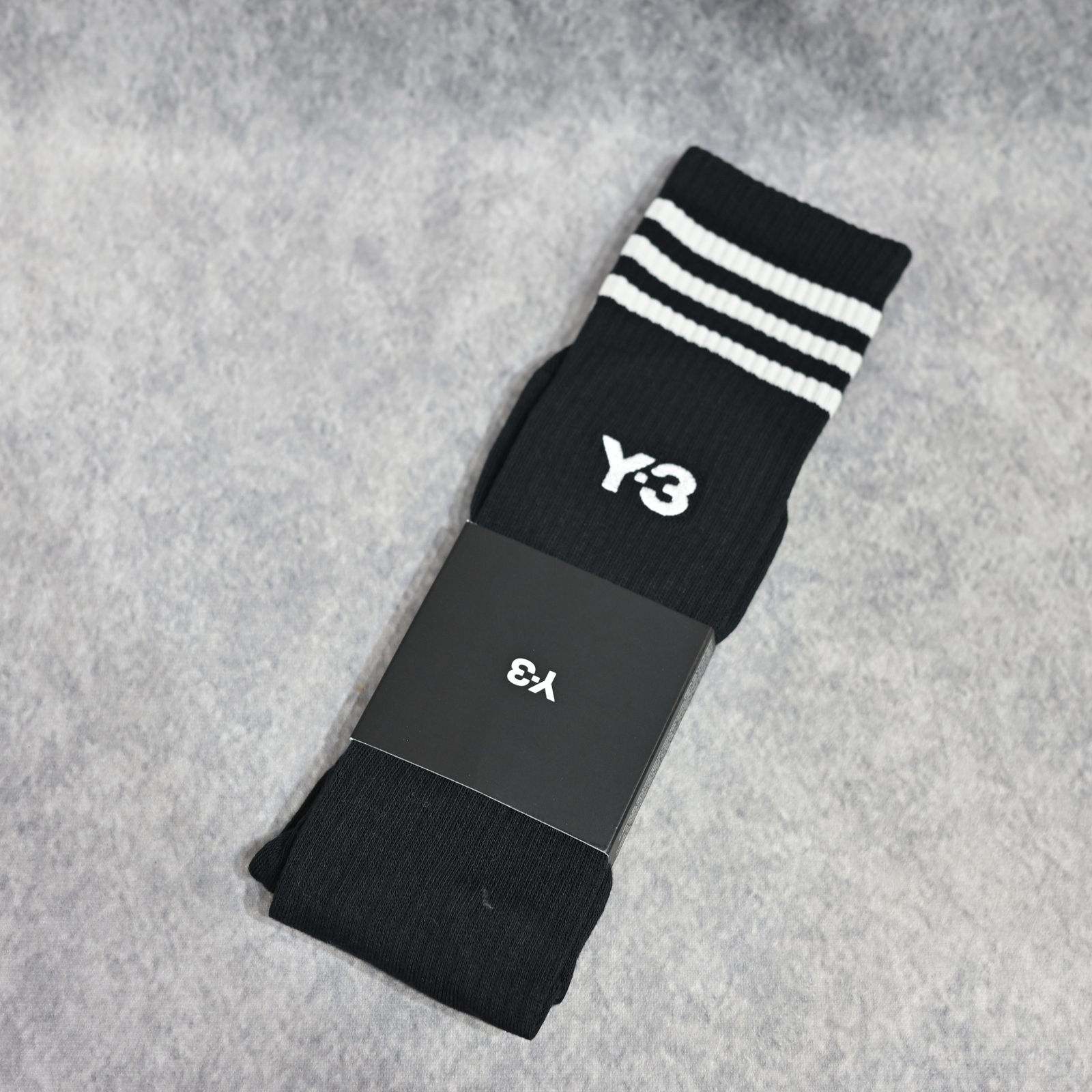 Y-3 STRIPES HIGH SOCKS （BLACK） / ロングソックス （ブラック） KD0204