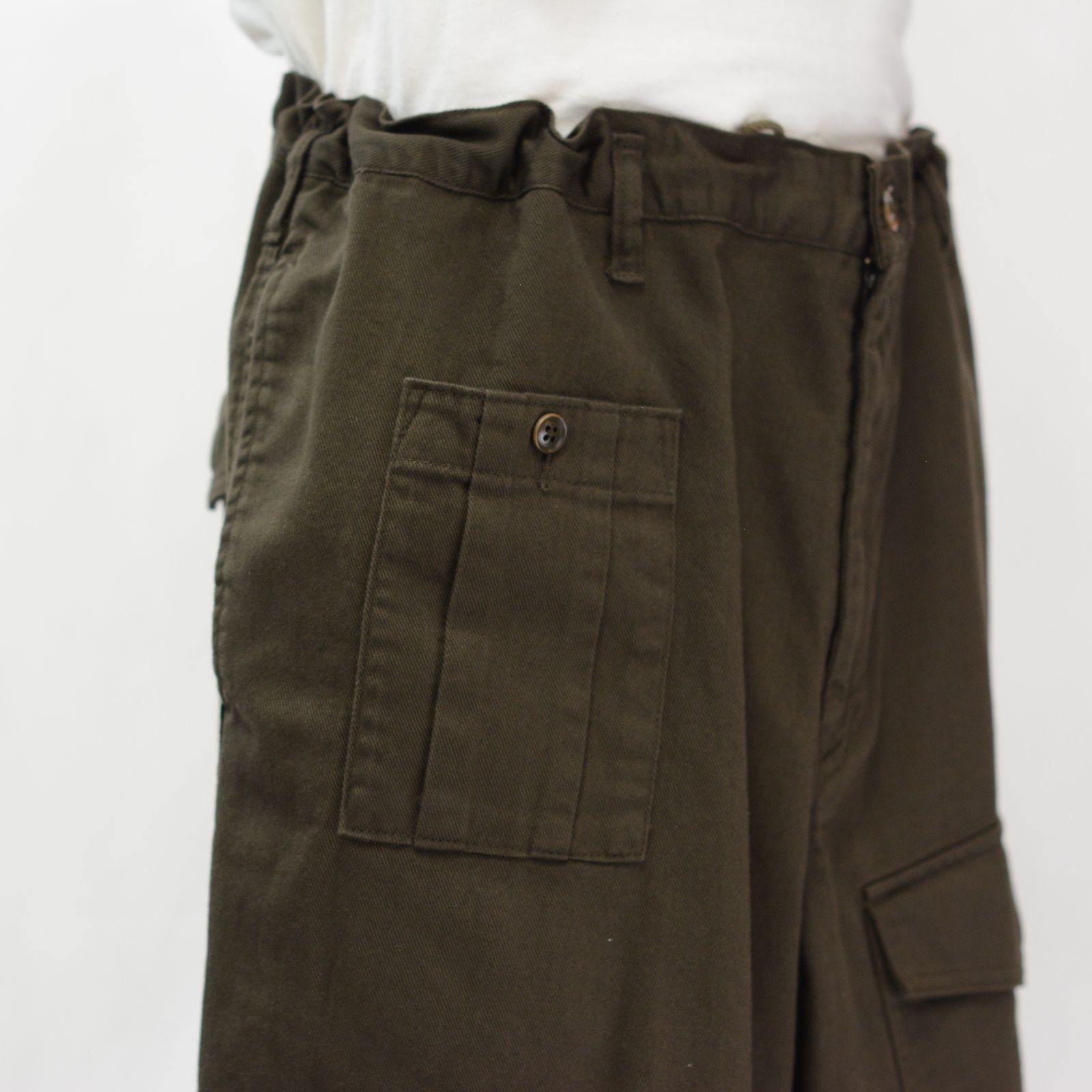 J-NO TUCK W STRING WORK P (BROWN)