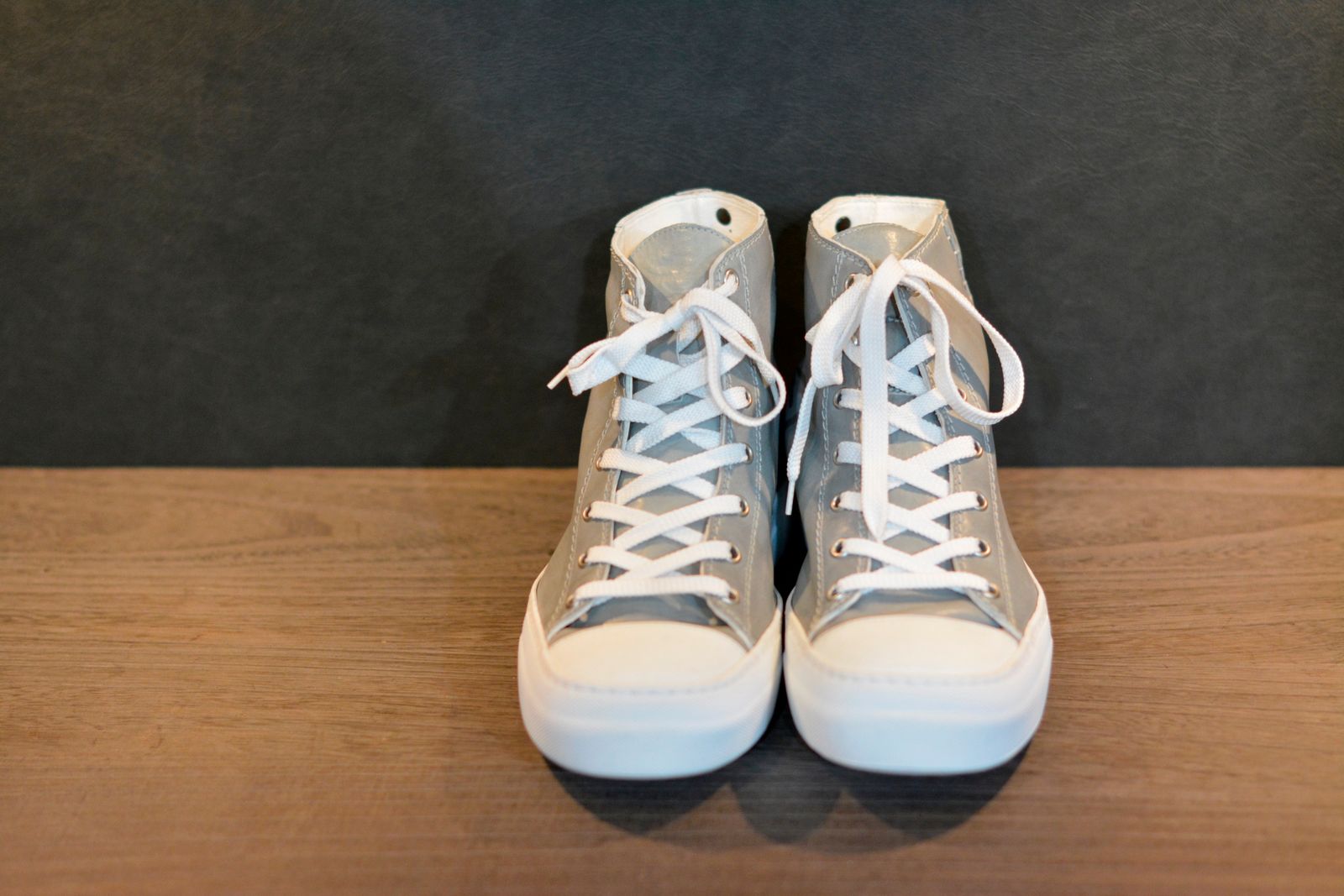 CALF LEATHER HI-CUT SNEAKER