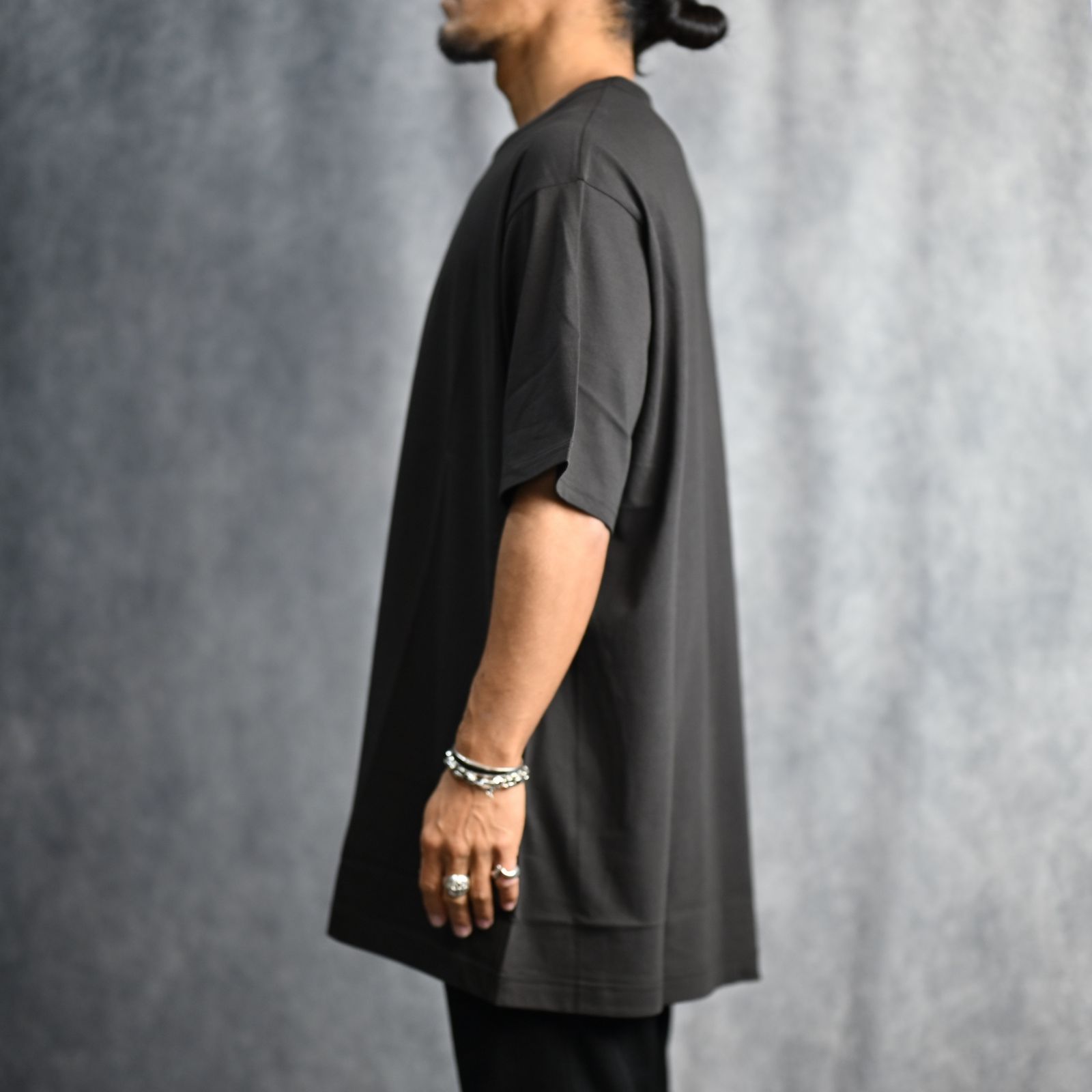 30/- COTTON SINGLE JERSEY ROUND NECK HALF SLEEVE （CHARCOAL） カットソー （チャコール） HO-T02-070-4