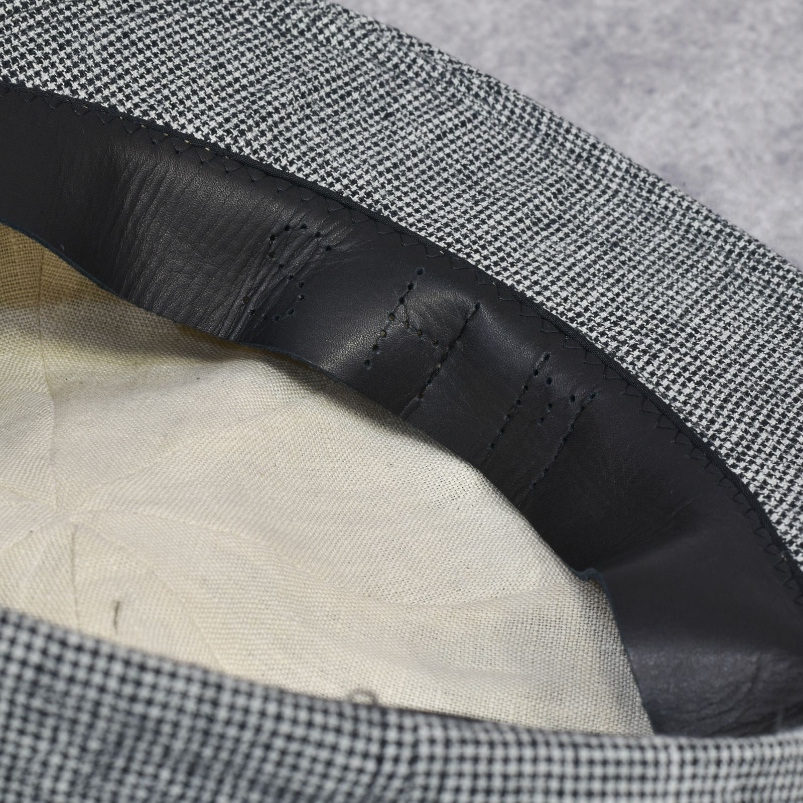 Linen Houndstooth Casquette "OLDBOY" (IVORY) / 千鳥格子 キャスケット