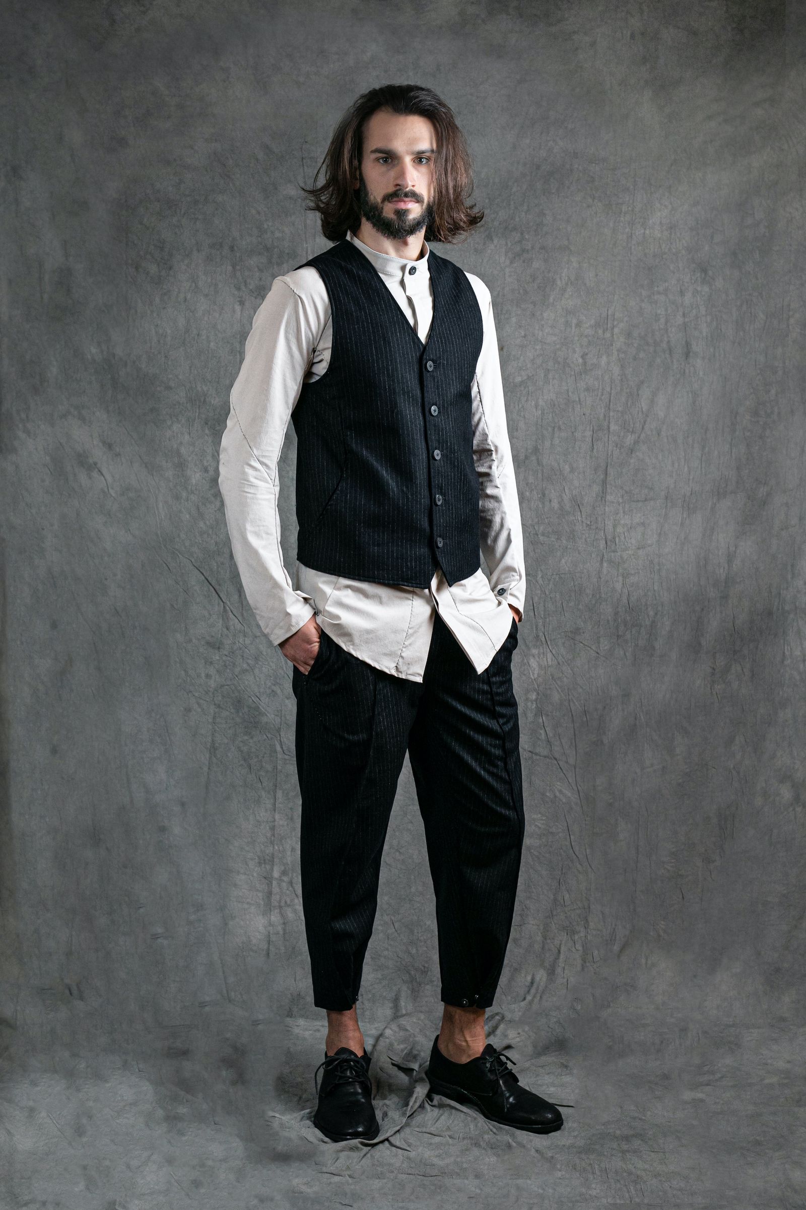 PANTS WIDE WITH BUTTONS"